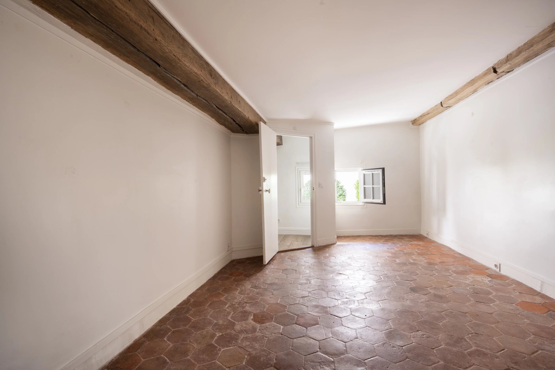 2 Bedroom Apartment/Flat's Image 8
