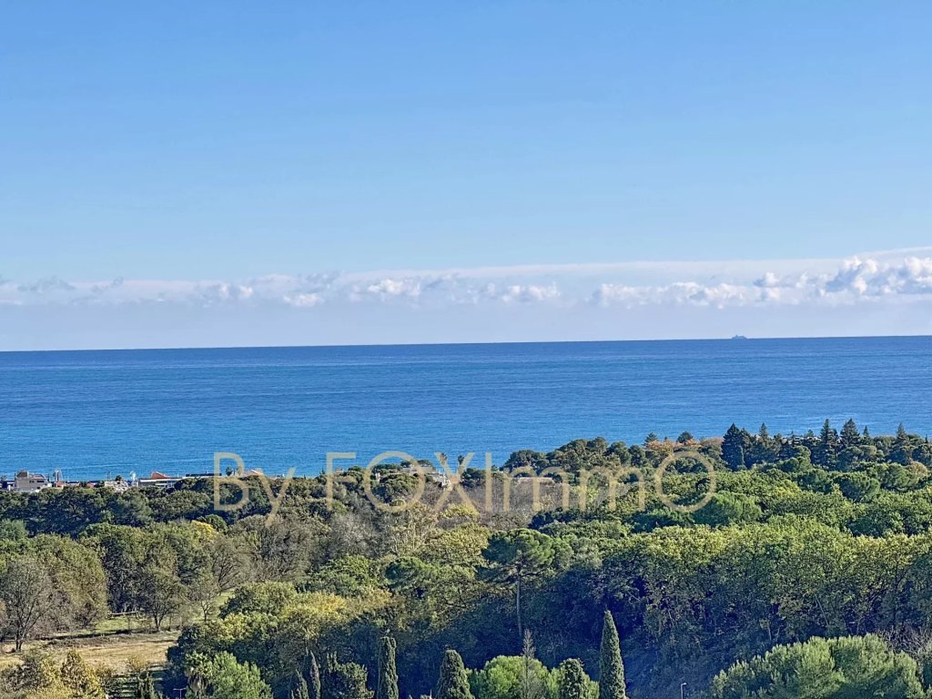Villa for sale in Biot — Sea view villa on the Côte d'Azur, 4 bedrooms, swimming pool, garden, secure residence