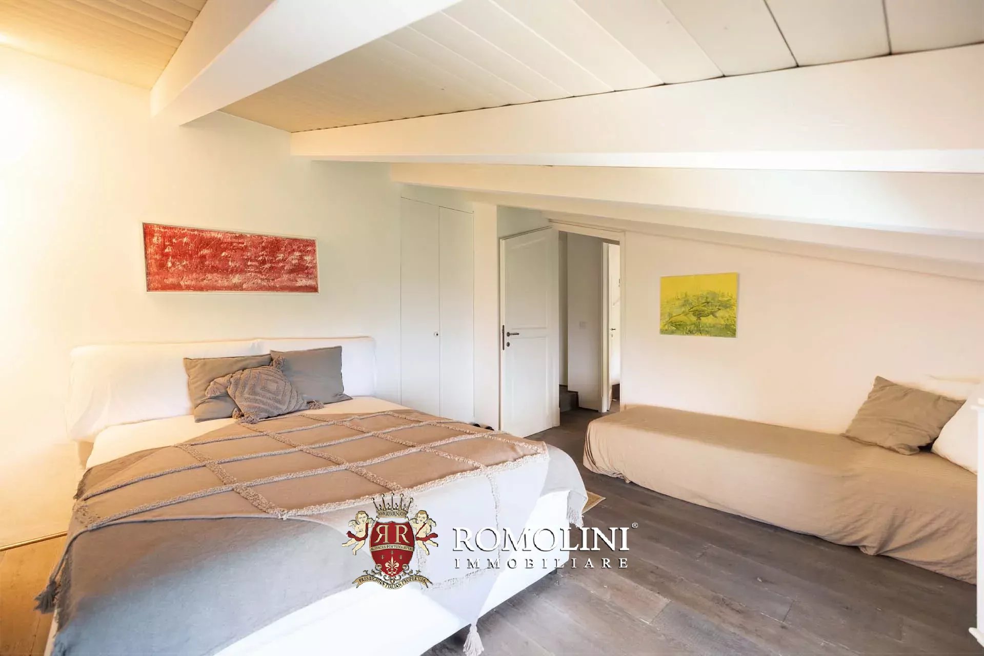 4 Bedroom Villa/Townhouse's Image 30