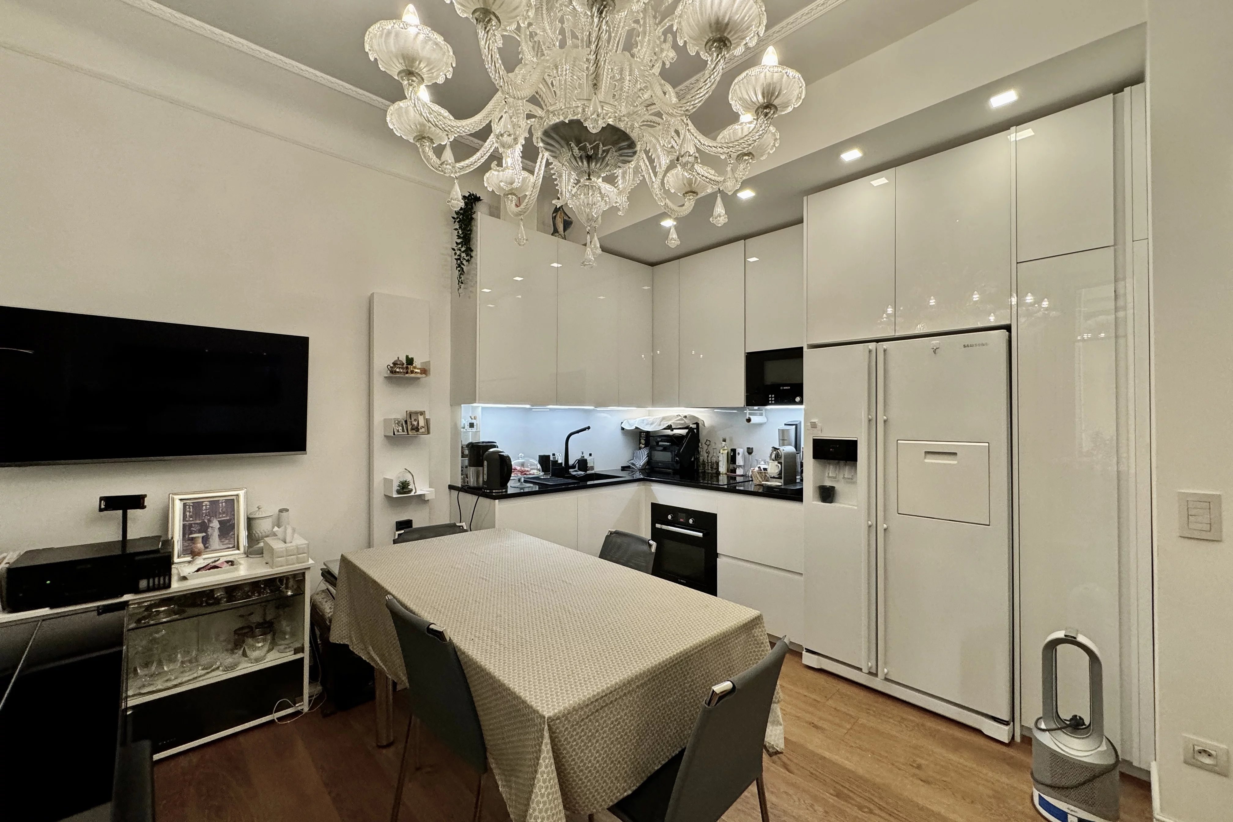 3 Rooms for rent at Flor Palace II - Monte Carlo