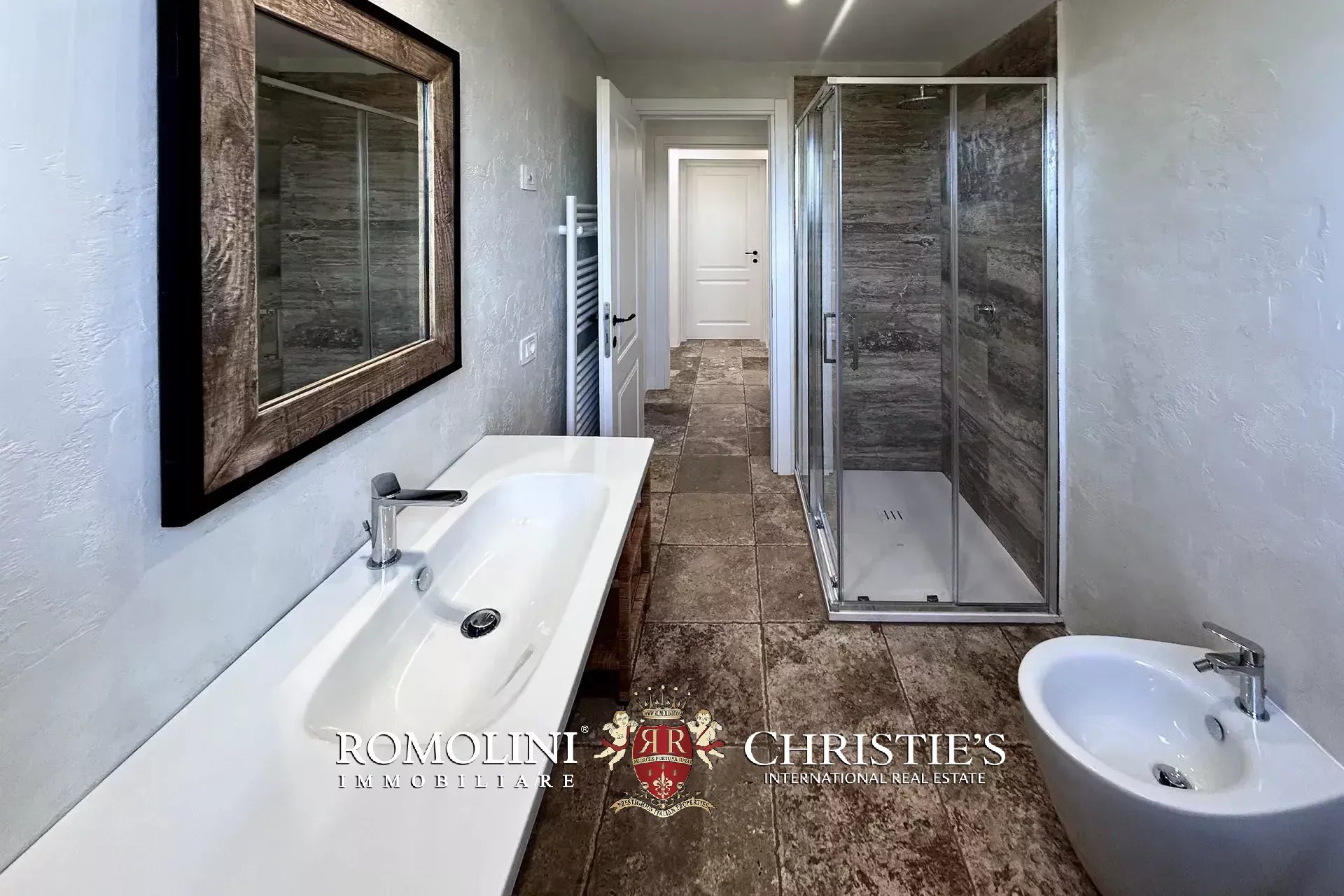 3 Bedroom Villa/Townhouse's Image 28
