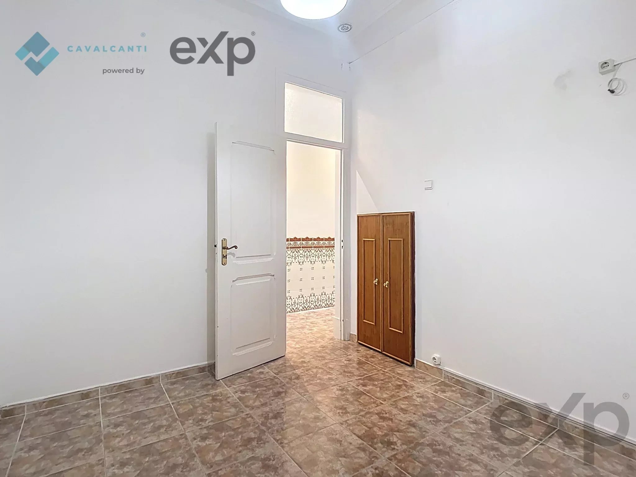 T1 + 1 in Campolide, Lisbon charm and quality of life near the Amoreiras 86914849 image 13