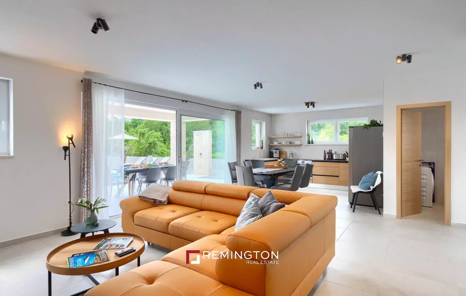 3 Bedroom Villa/Townhouse's Image 7