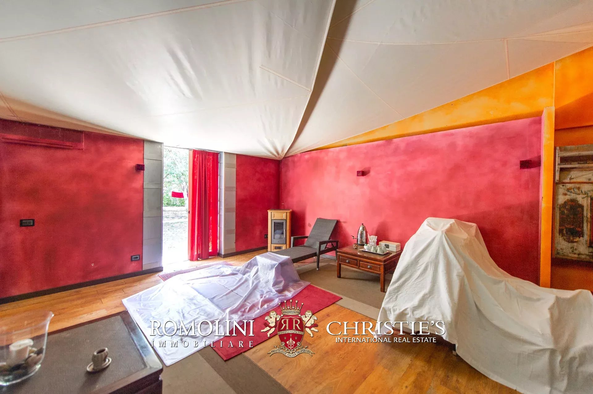 30 Bedroom Villa/Townhouse's Image 32