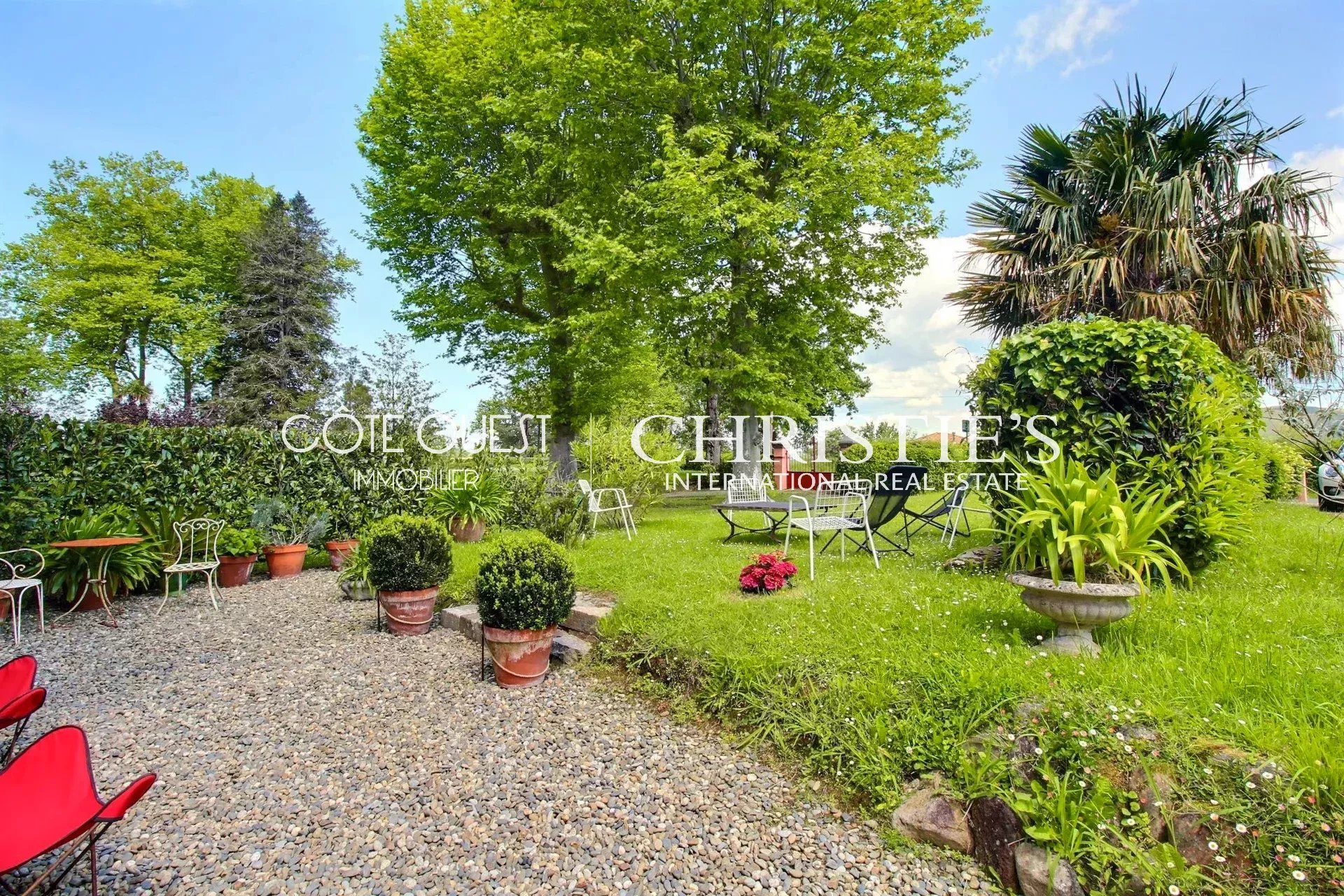 4 Bedroom Villa/Townhouse's Image 8