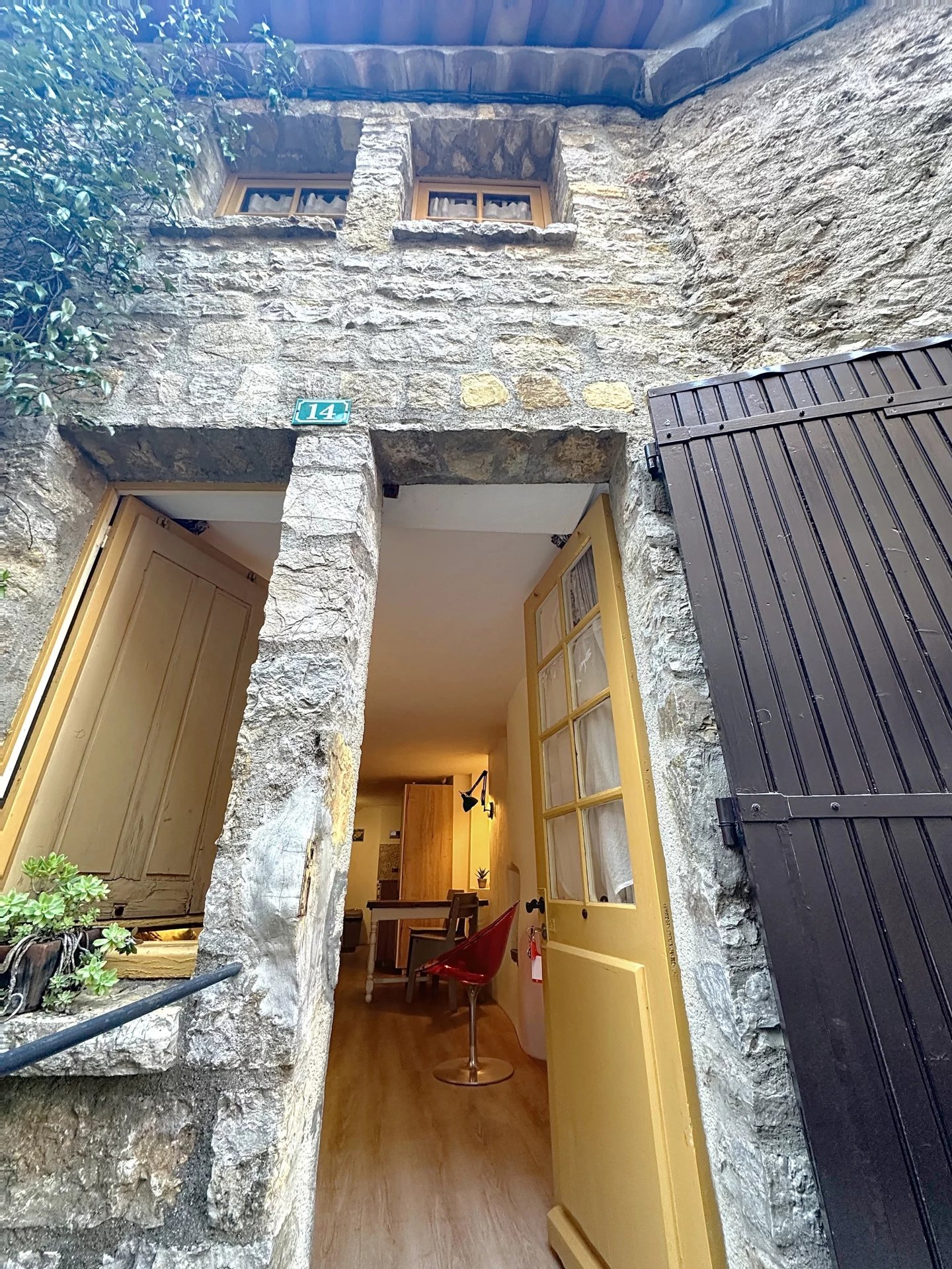 House in Tourtour - Image 2
