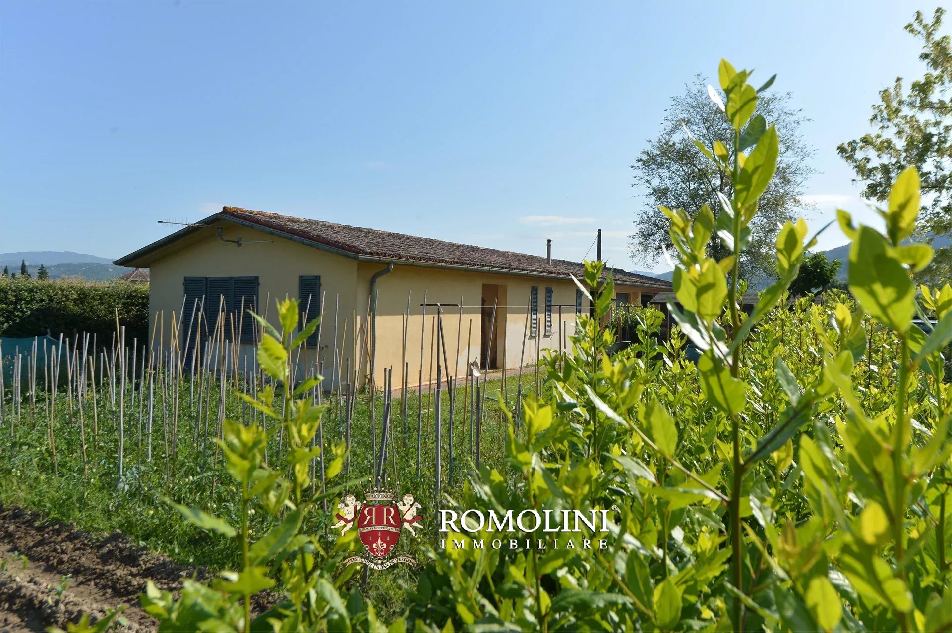 10 Bedroom Villa/Townhouse's Image 22