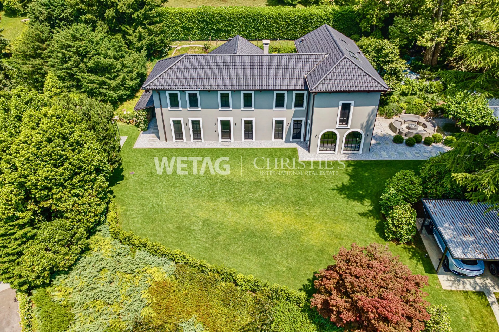 4 Bedroom Villa/Townhouse's Image 8