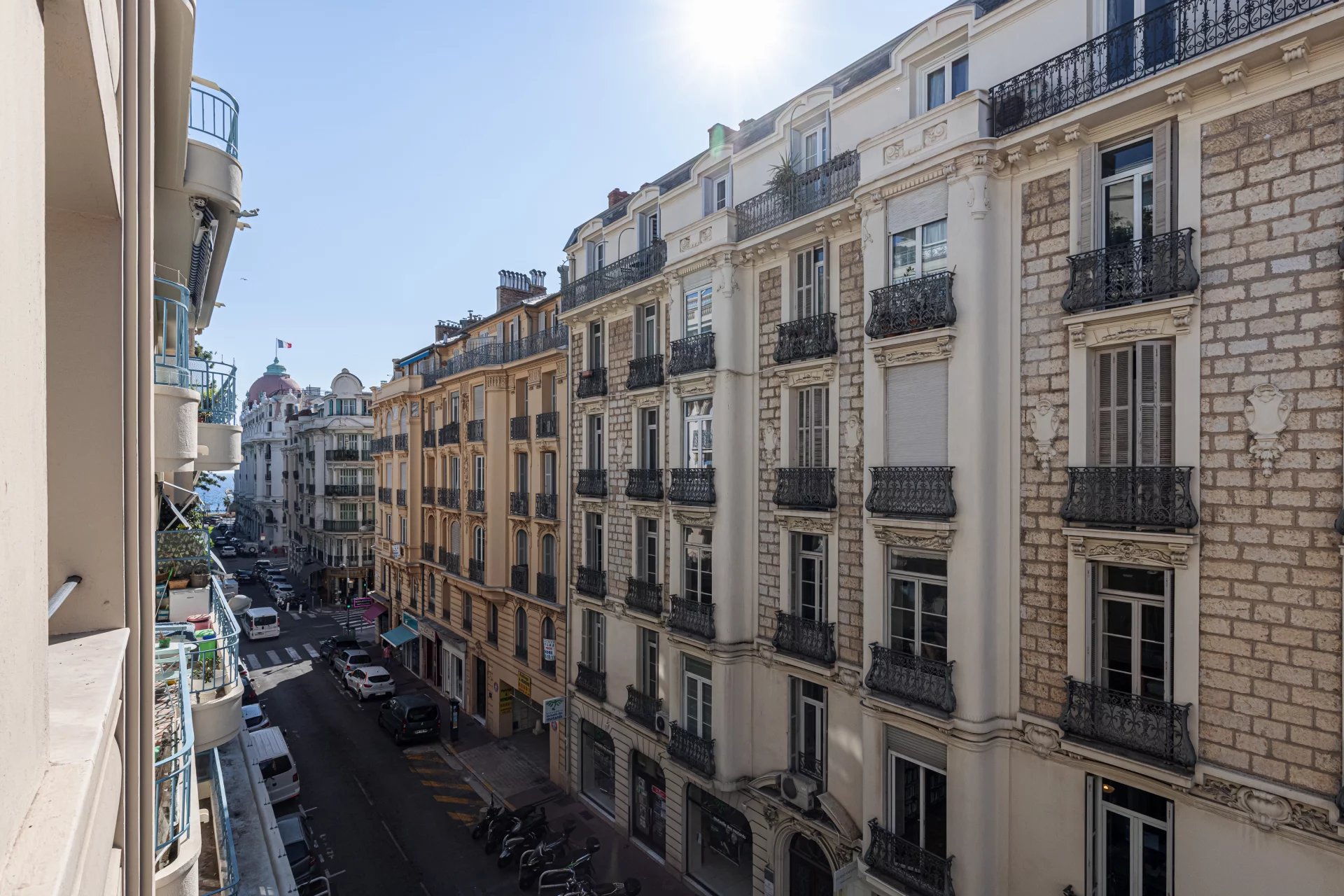 Nice Carré d'Or - 4 Pièces - Terrasse - Rénové