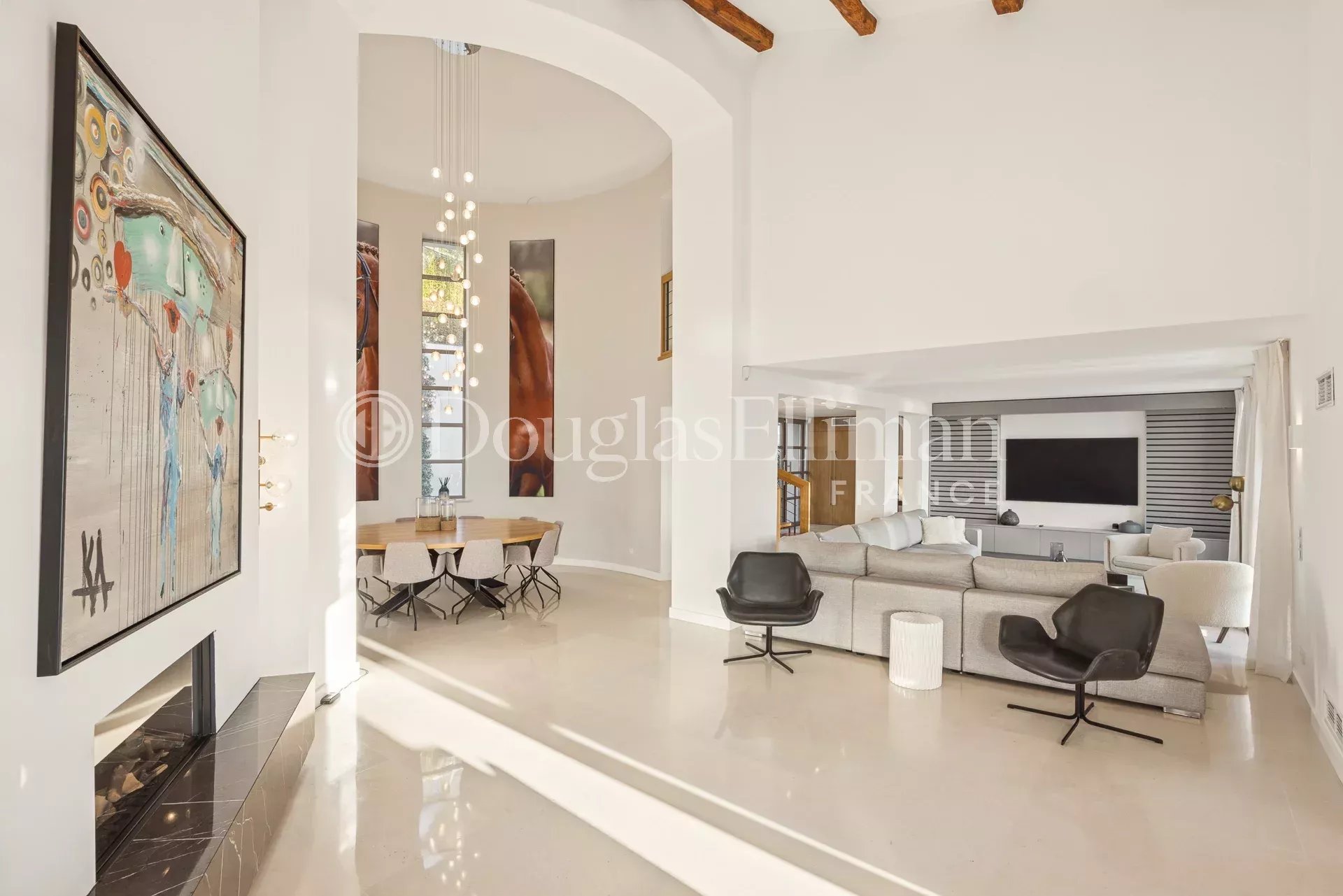 CANNES / LE CANNET – Superb renovated villa with panoramic sea views - Picture n°3