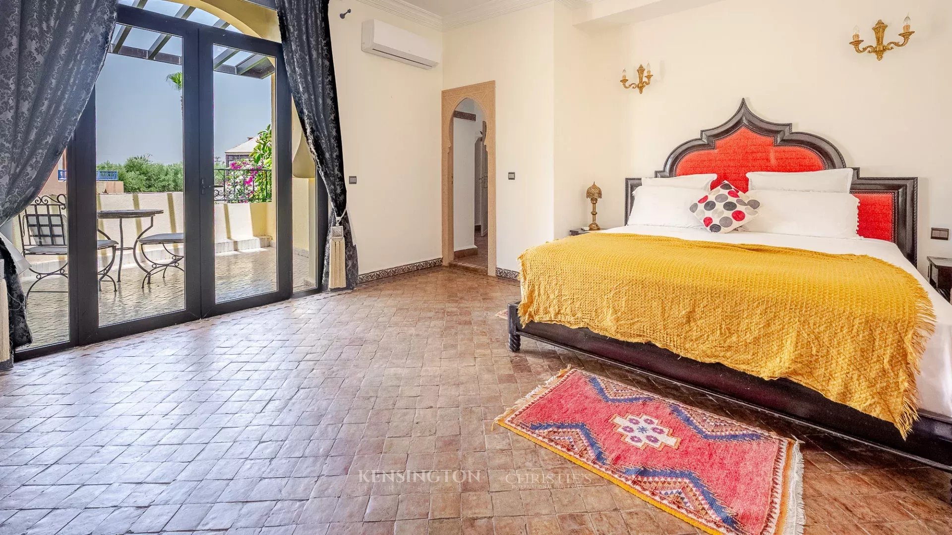 4 Bedroom Villa/Townhouse's Image 22