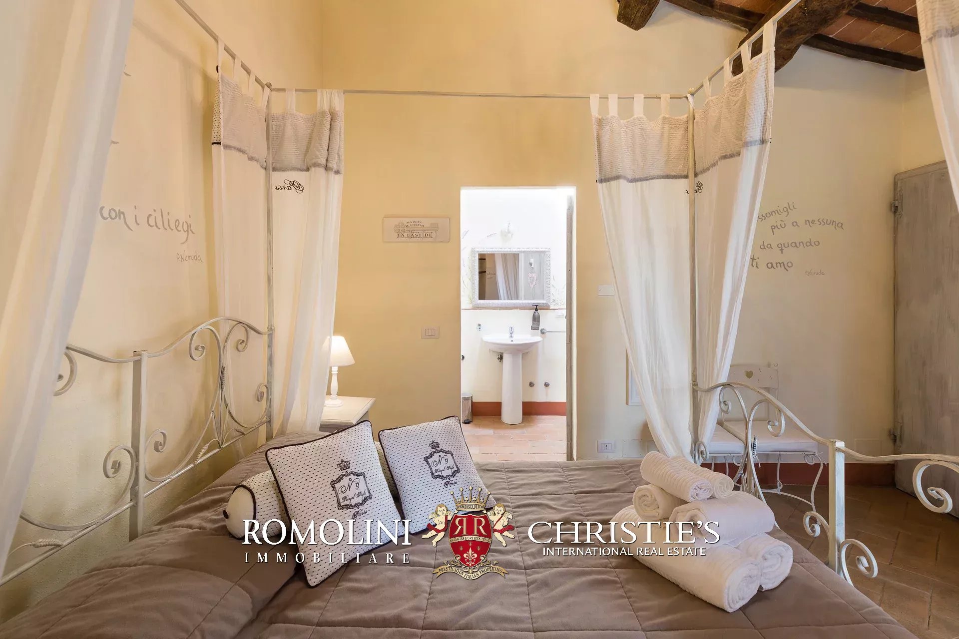 16 Bedroom Villa/Townhouse's Image 66