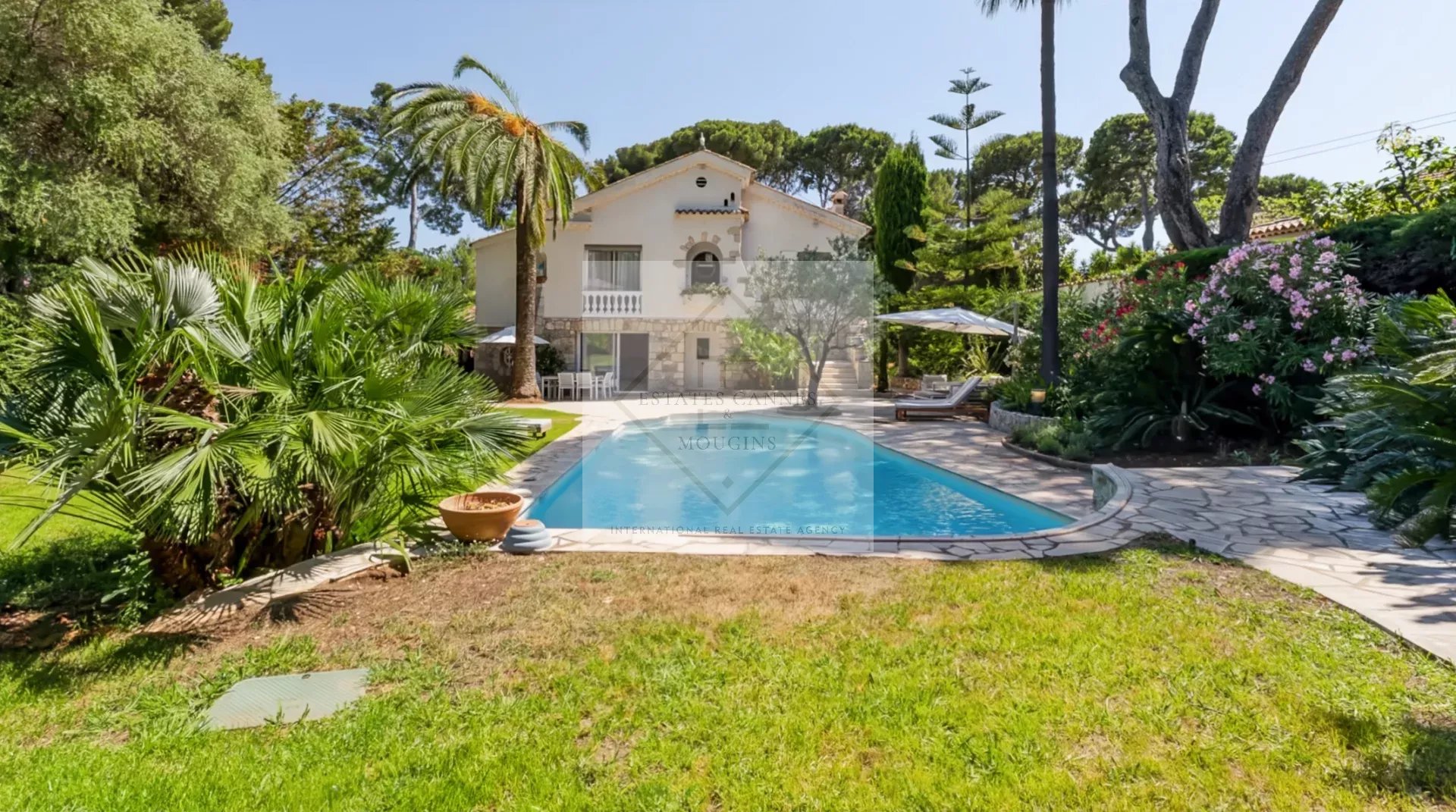 Magnifique villa rénovée au cœur du Cap d’Antibes — photo 10