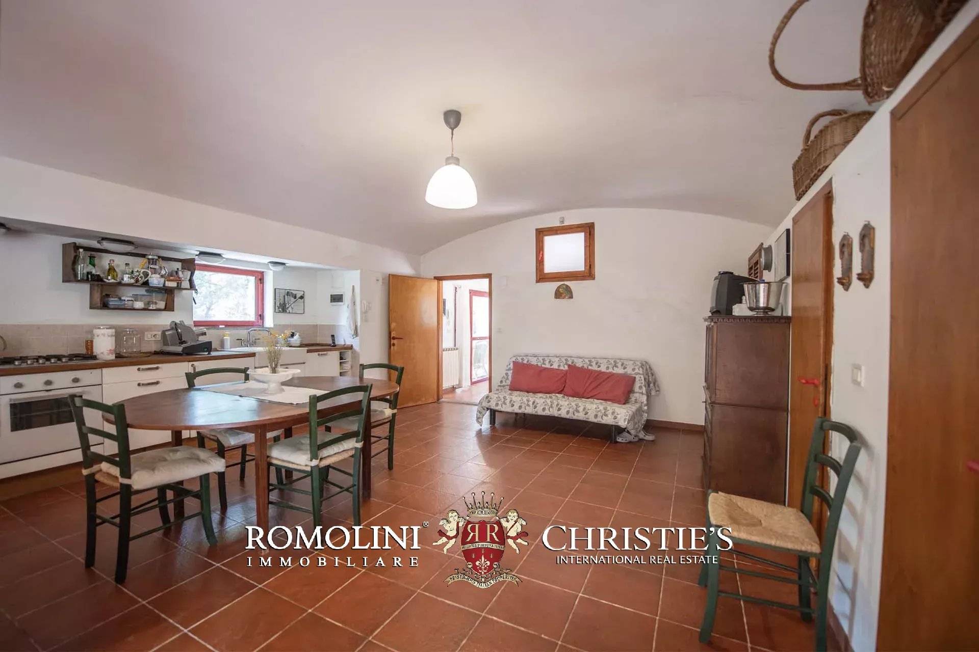 2 Bedroom Villa/Townhouse's Image 35