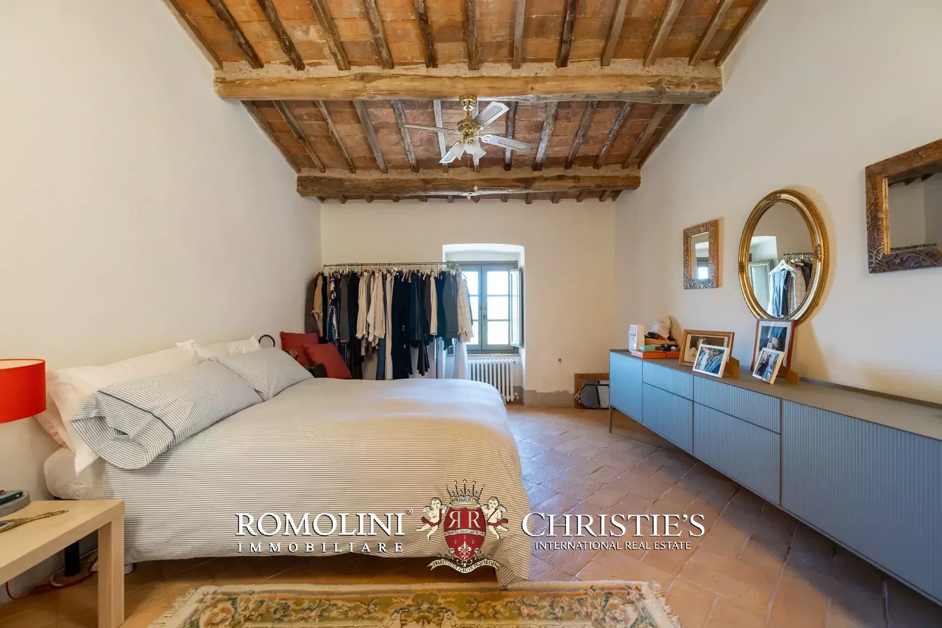 6 Bedroom Villa/Townhouse's Image 122