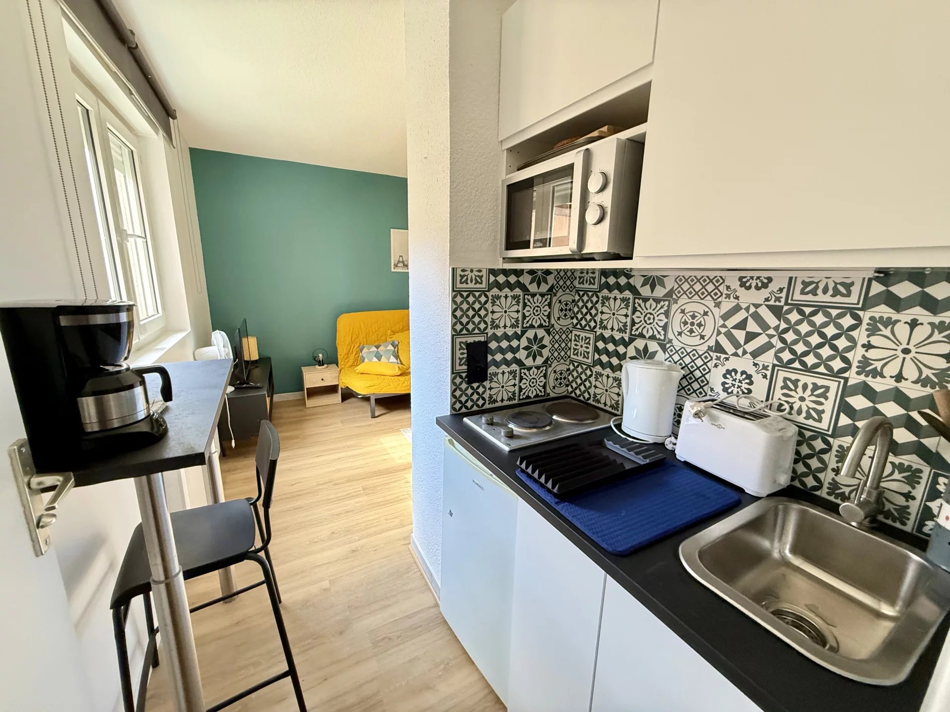 Studio meublé et rénové au calme et  proche de la gare