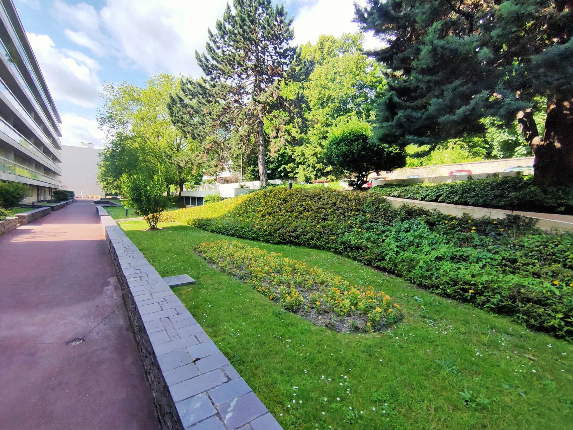 LE PECQ - APPARTEMENT FAMILIAL 5 PIECES