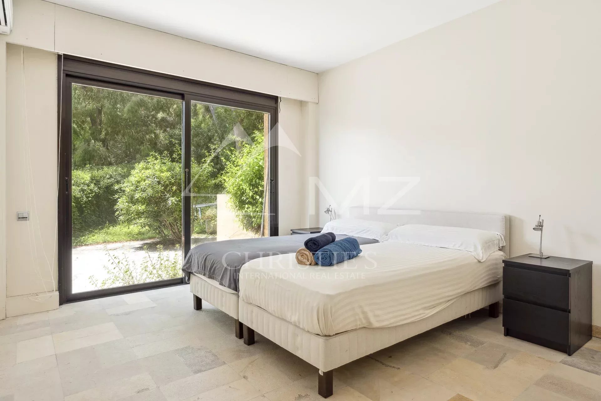 4 Bedroom Apartment/Flat's Image 10