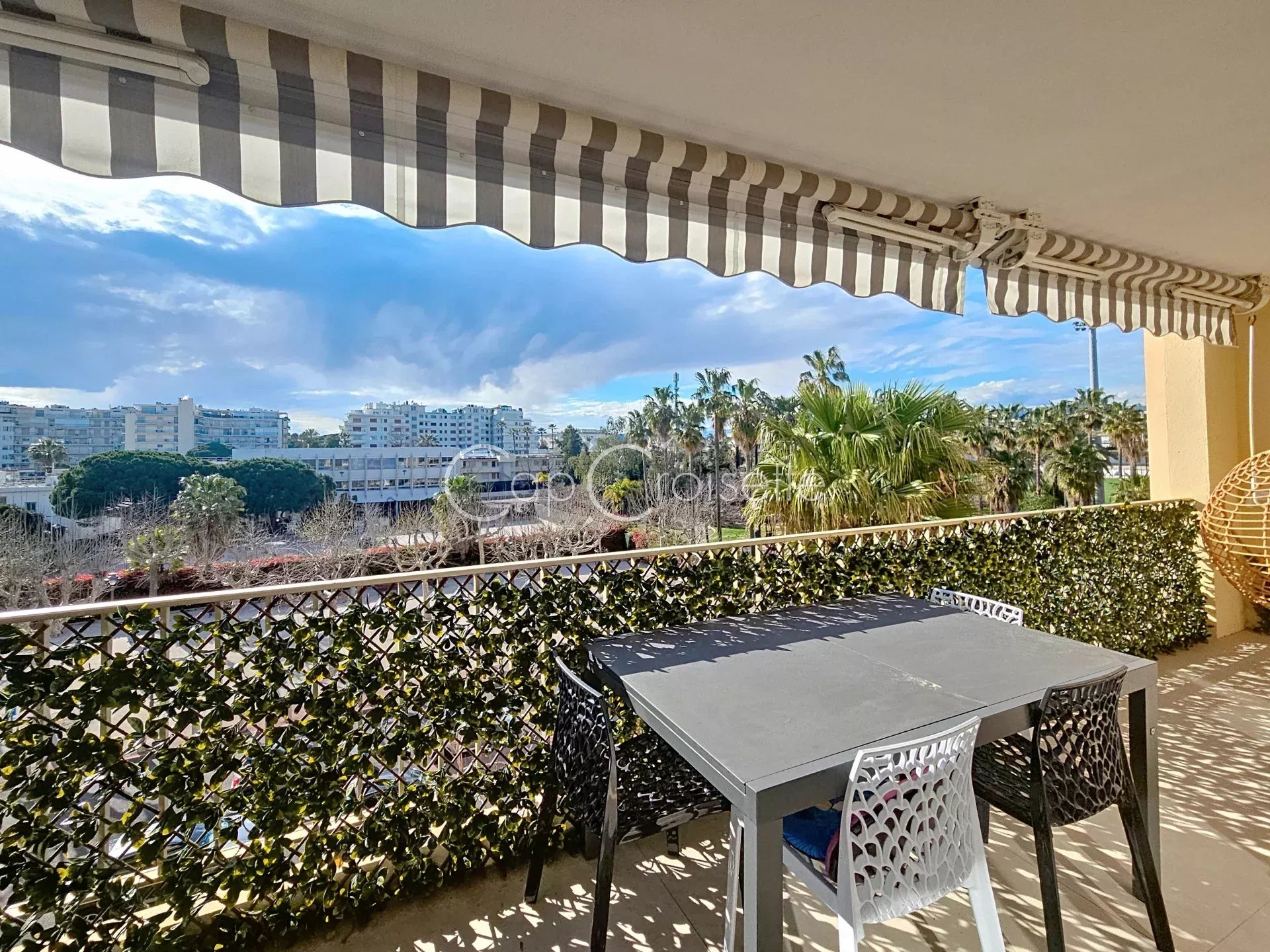 Cannes - Palm Beach - 4P Neuf Traversant