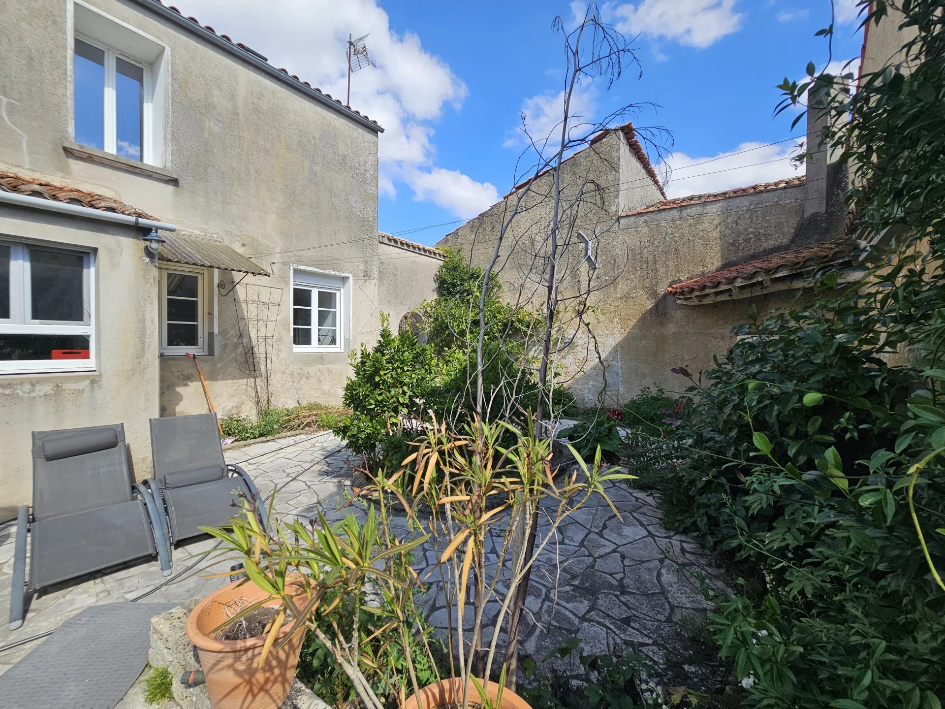 Maison Rénovée centre d'Aigrefeuille d'Aunis