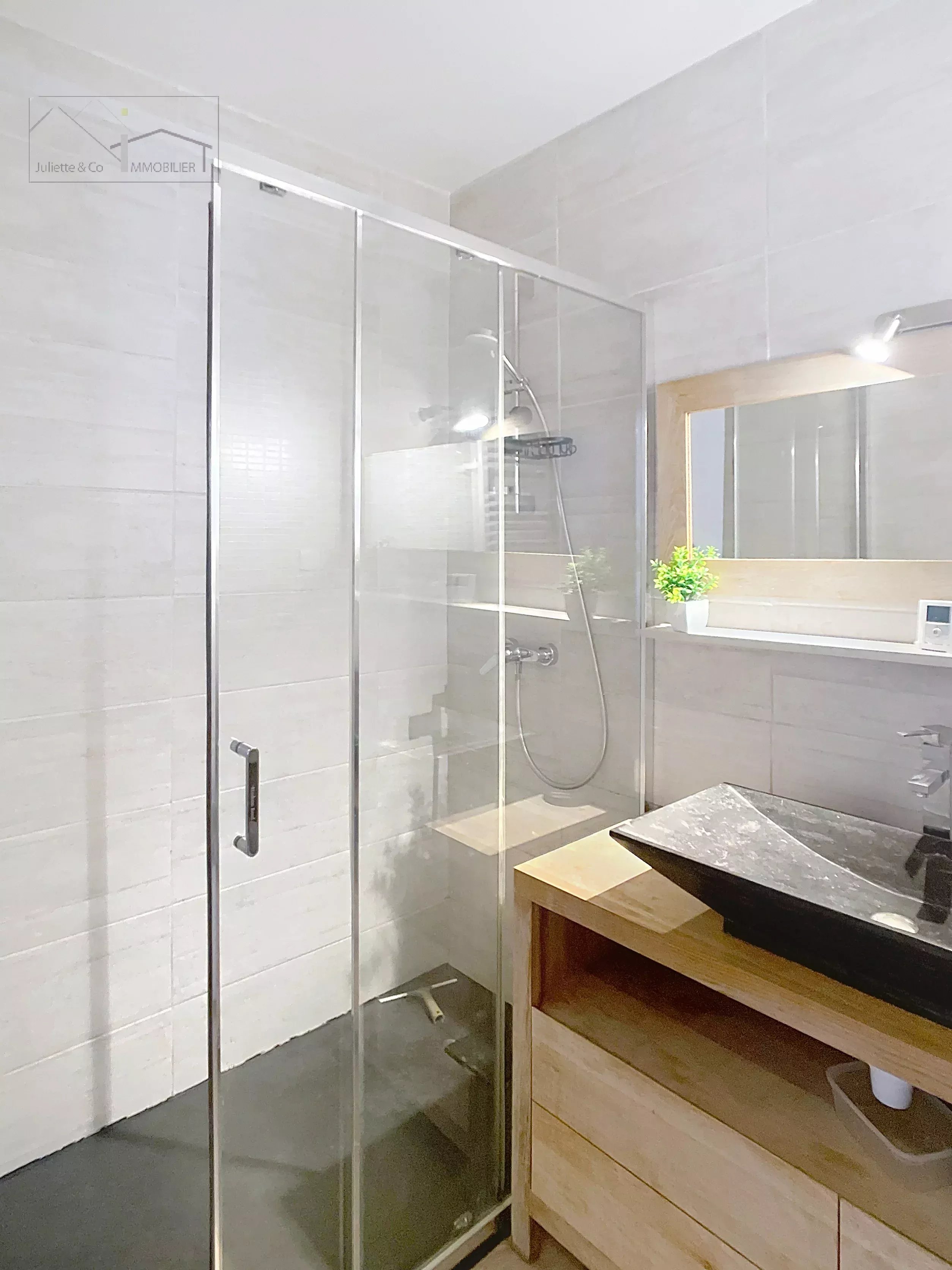 Photo of Spacious apartment in the Chavants area