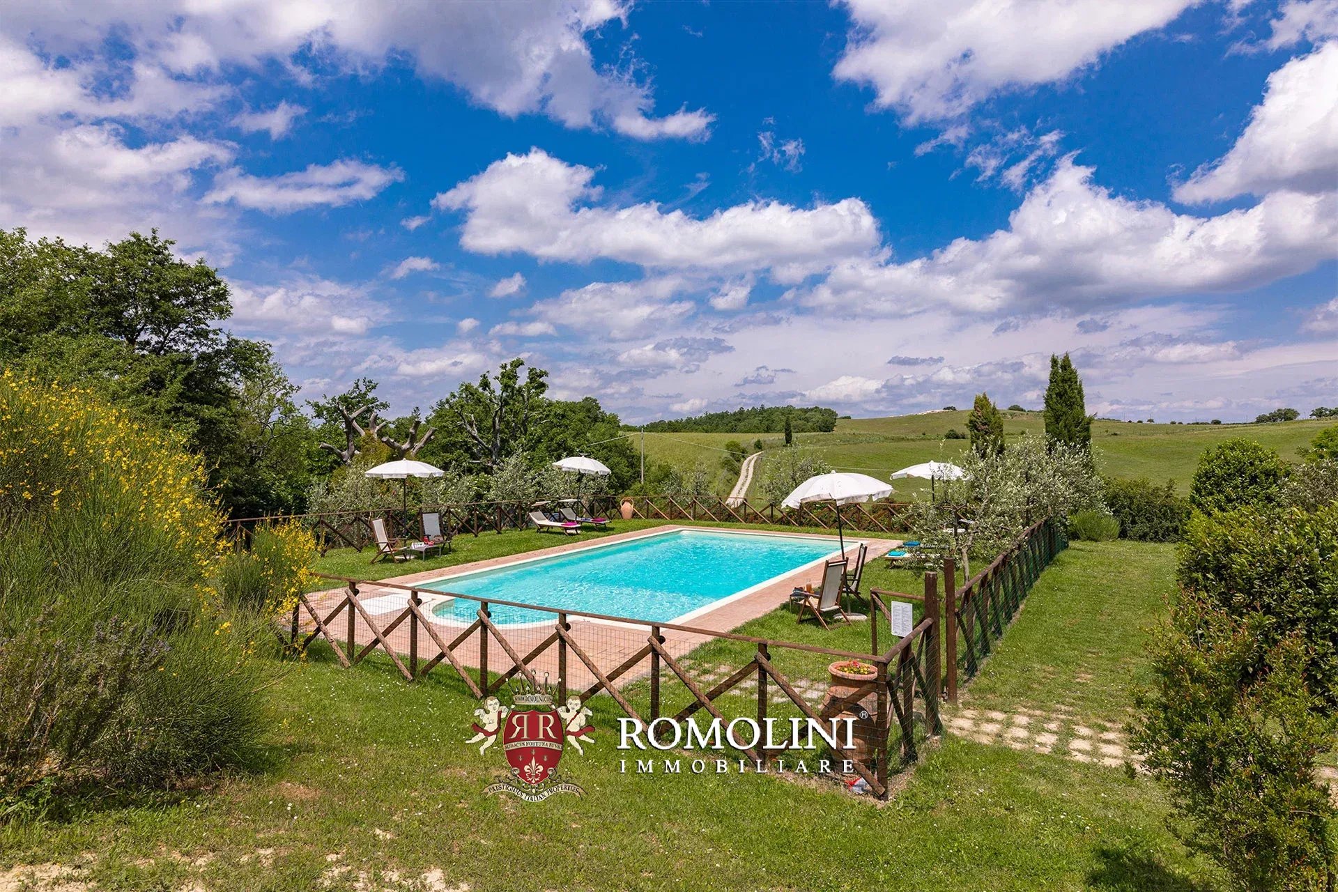 4 Bedroom Villa/Townhouse's Image 16