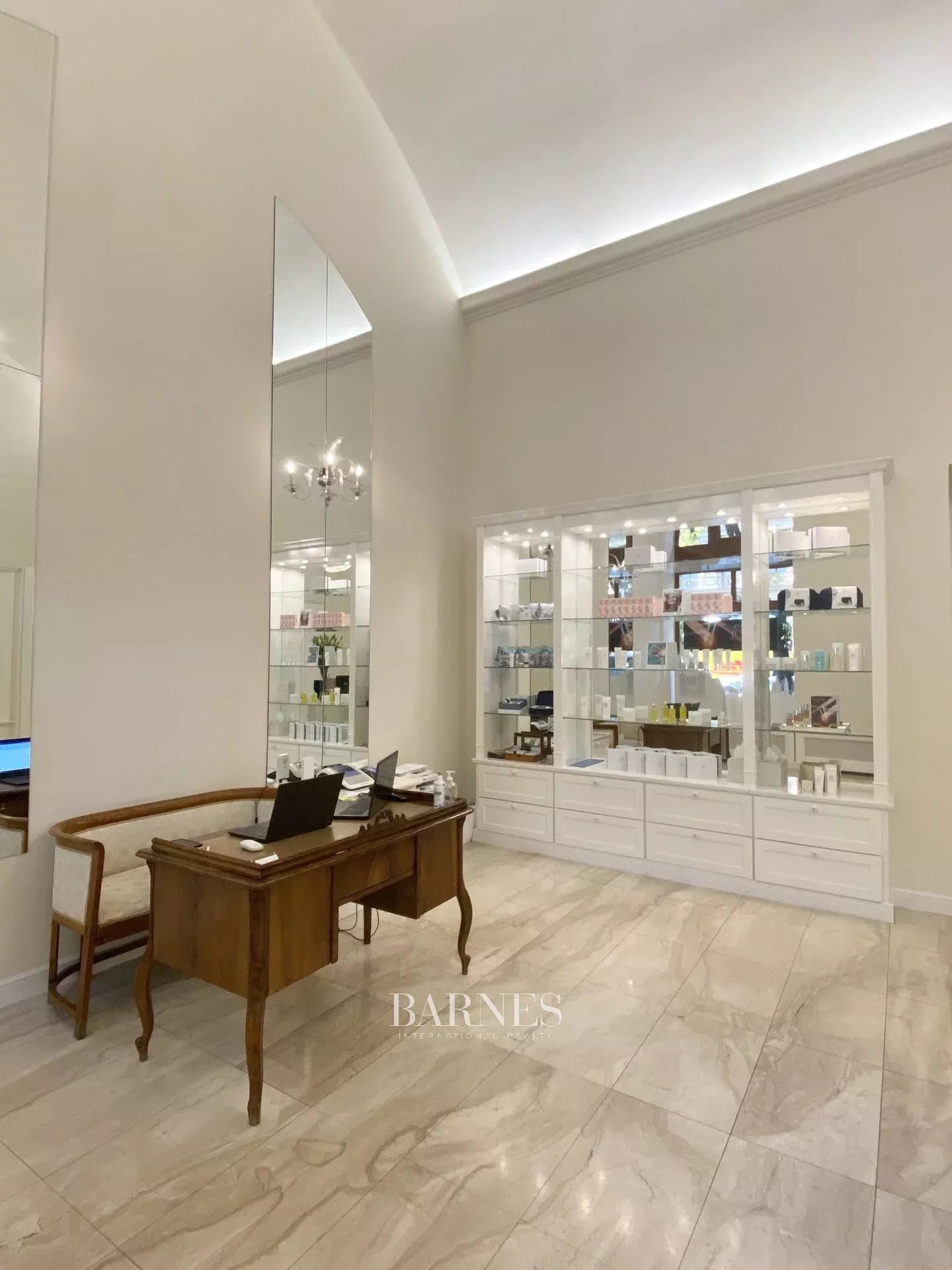 Tesisler Budapest VI. kerülete - picture 5