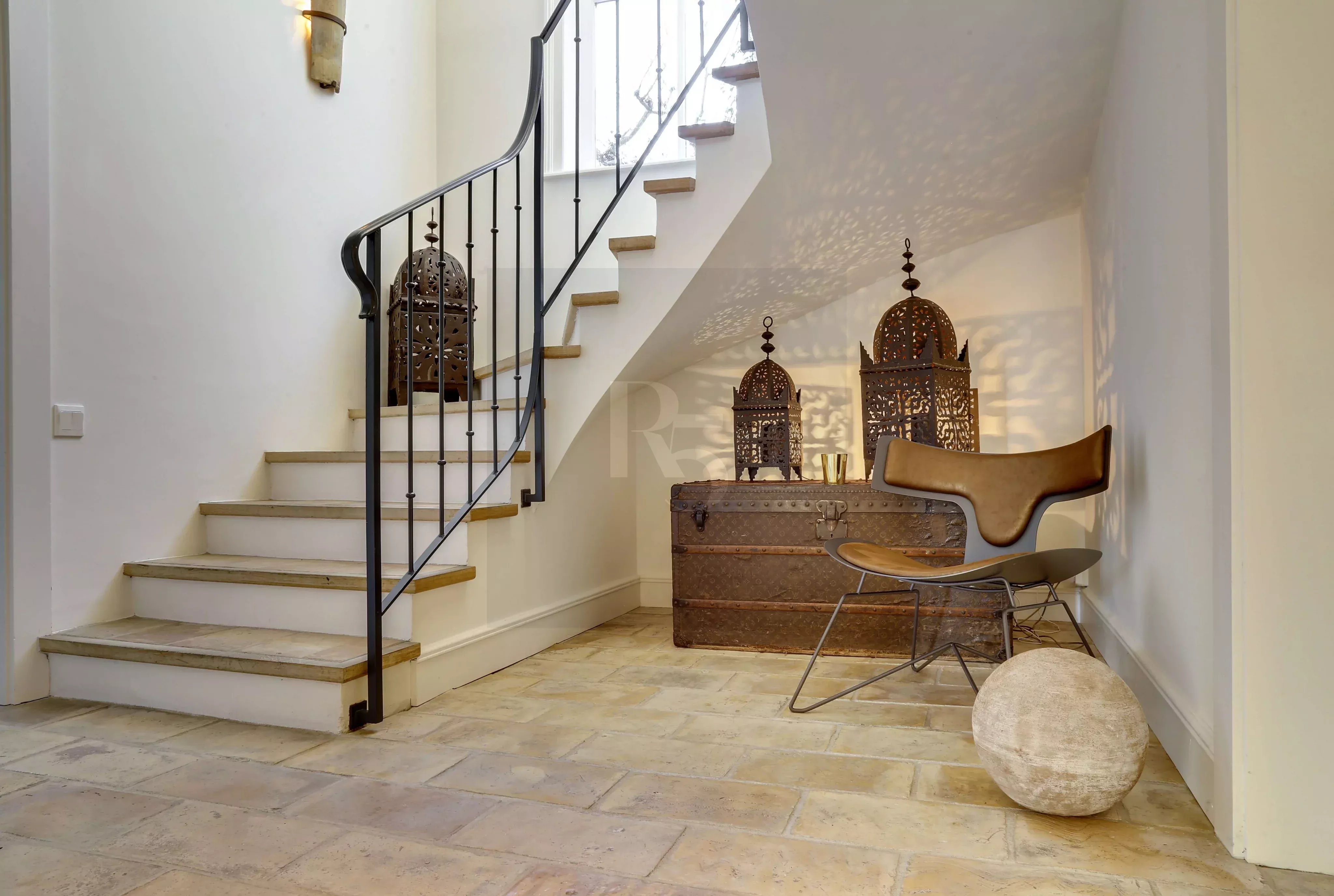 Magnificent Villa Near Golf Cologny — photo 3