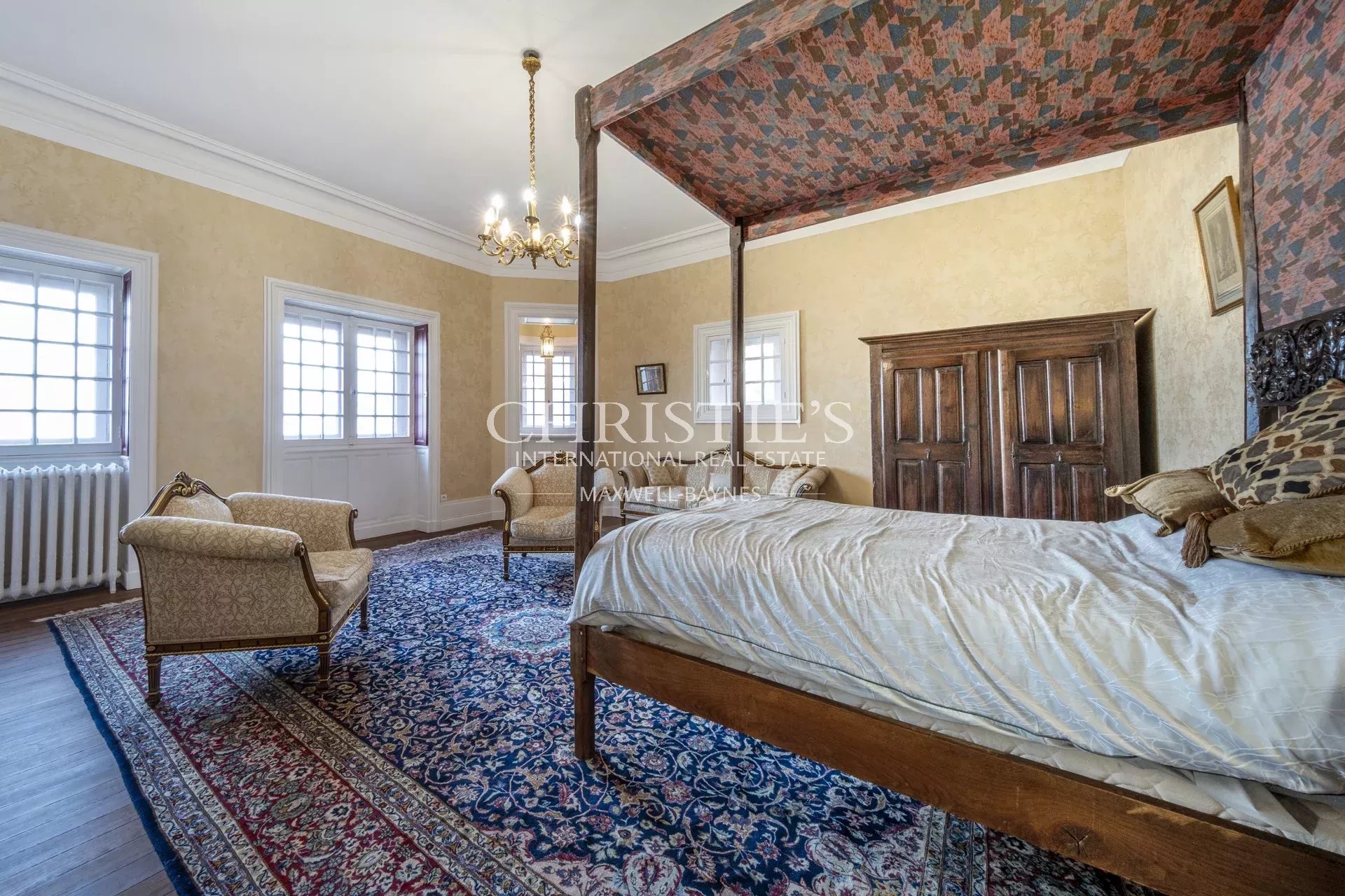 11 Bedroom Chateau's Image 18