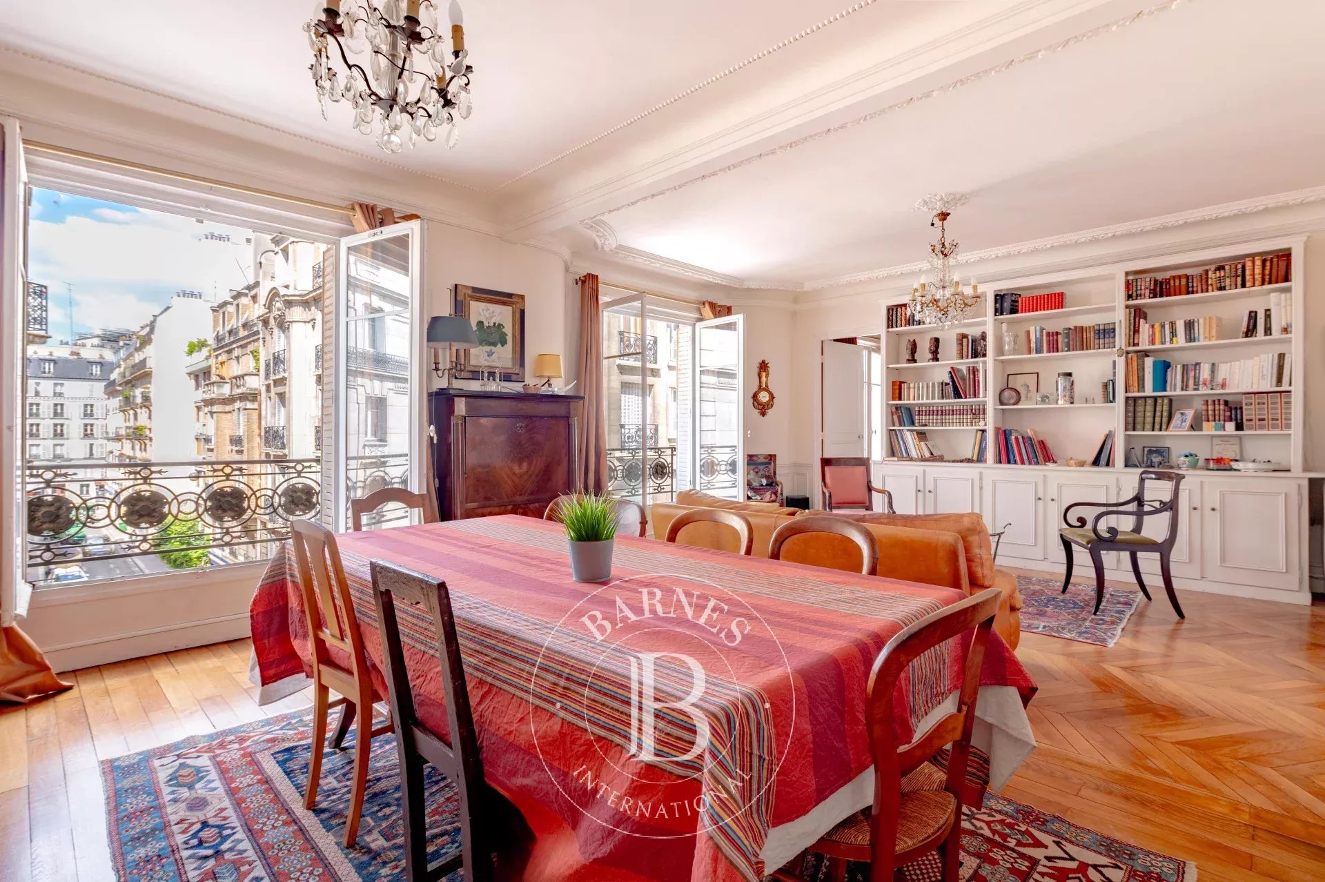 Paris 5 - Saint Jacques - Two bedrooms - Period charm - picture 4