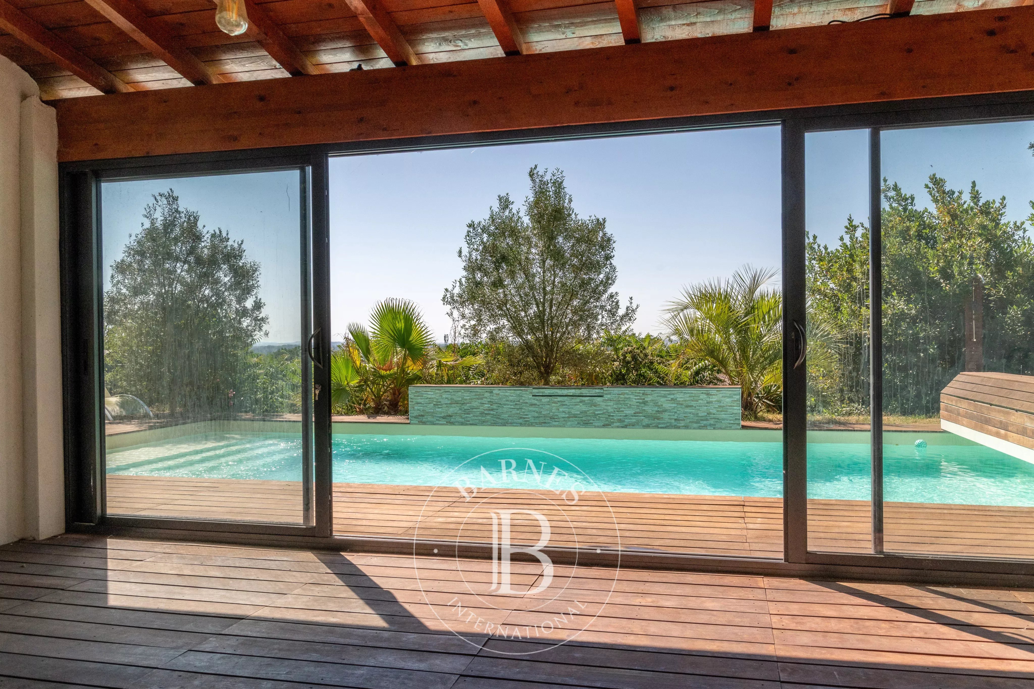 Maison Neyron  -  ref 86687742 (picture 1)