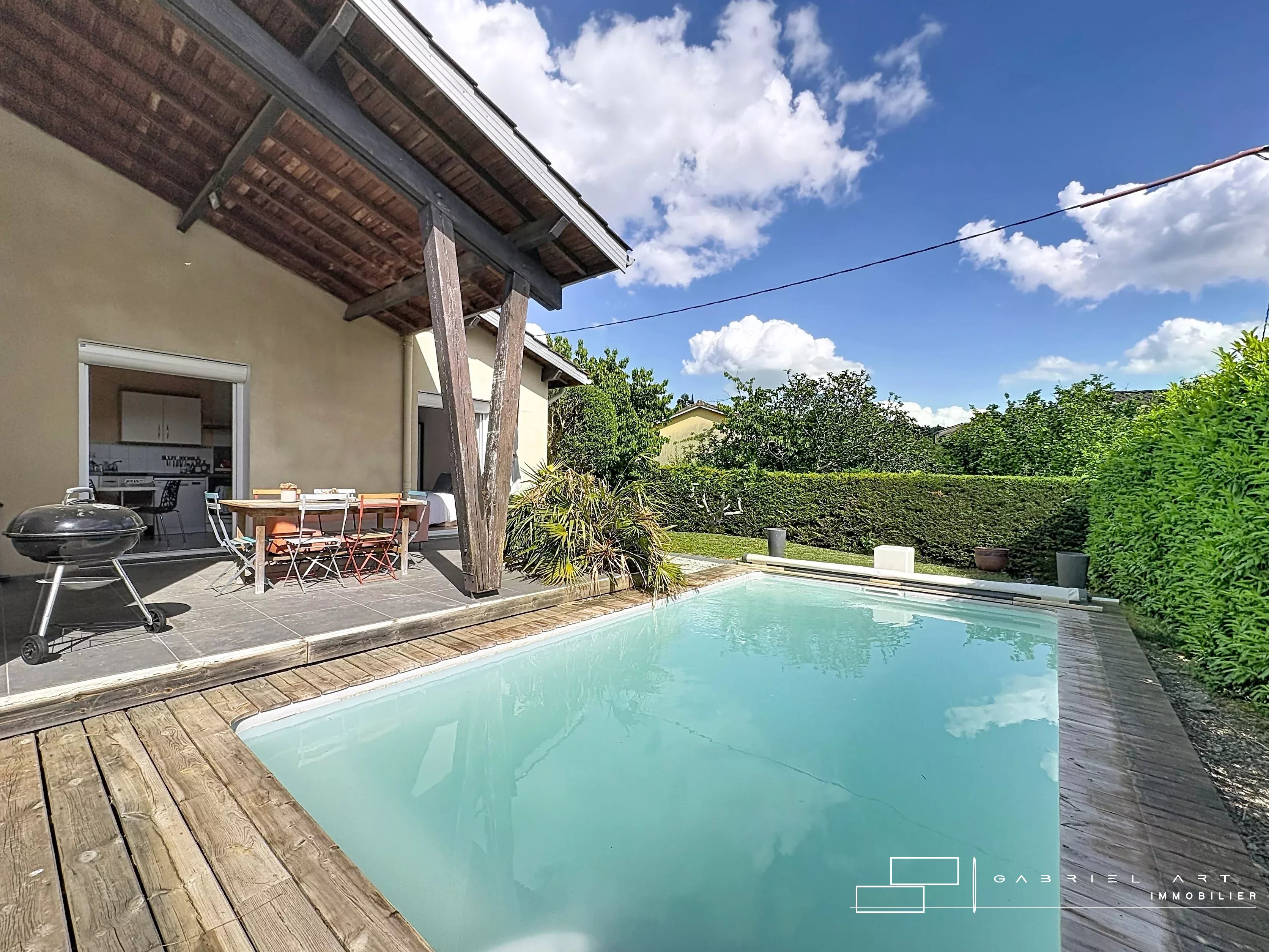 Agence immobilière de 