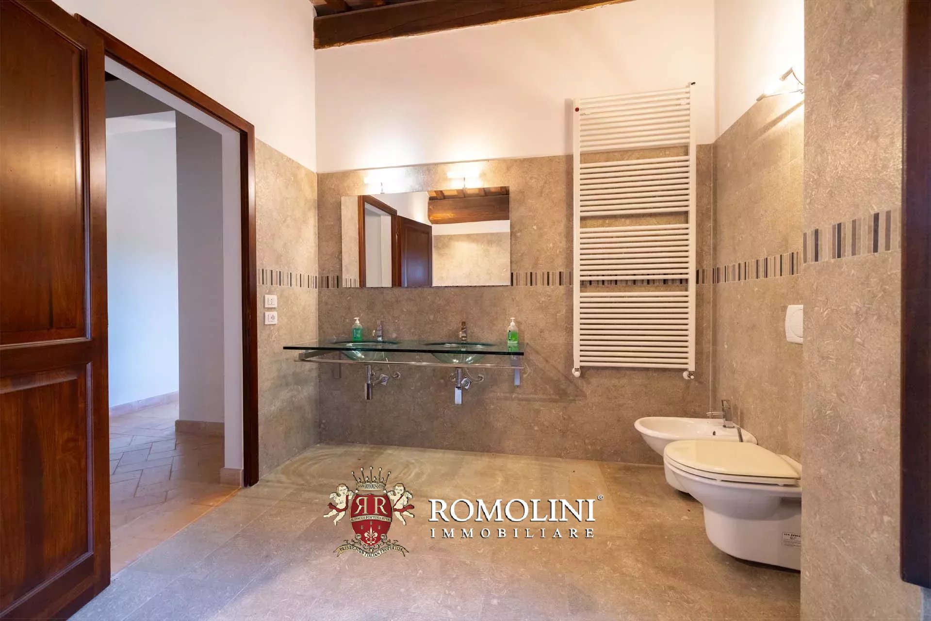37 Bedroom Villa/Townhouse's Image 76