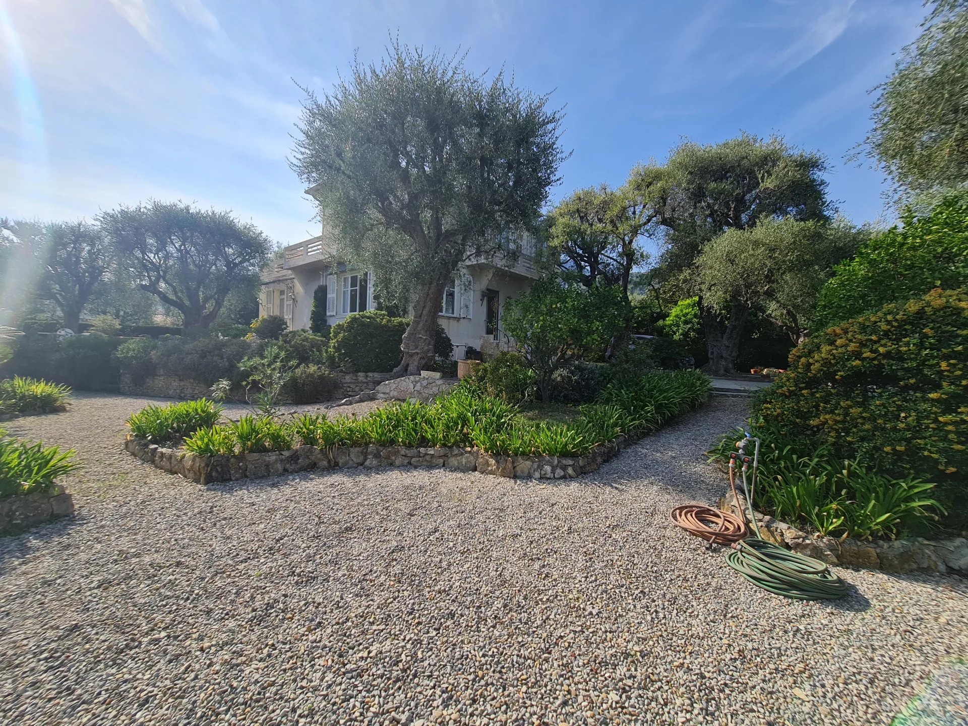 MAISON DE MAITRE ROQUEBRUNE CAP MARTIN HAMEAU TERRAIN PLAT