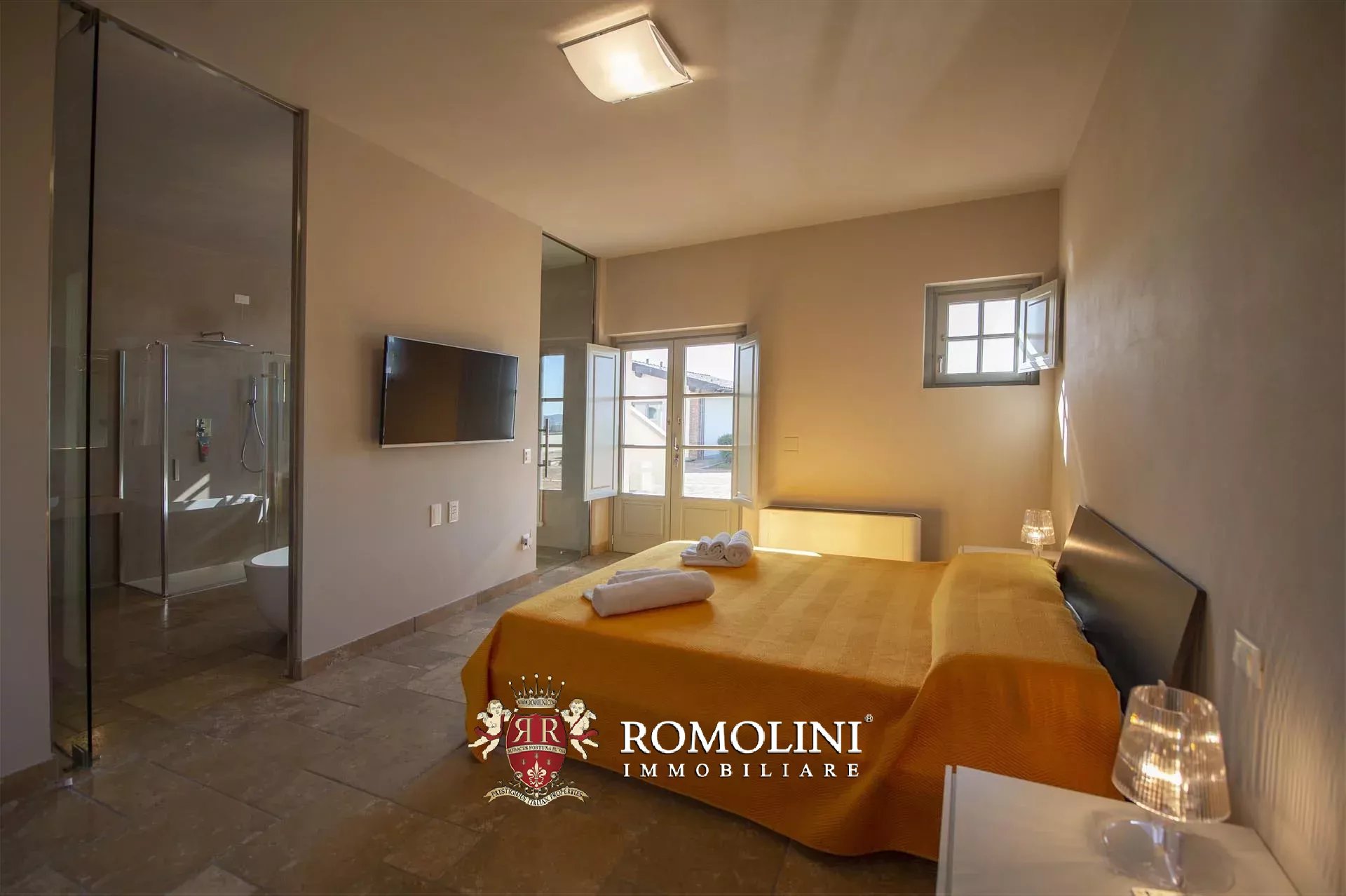 11 Bedroom Vineyard's Image 76