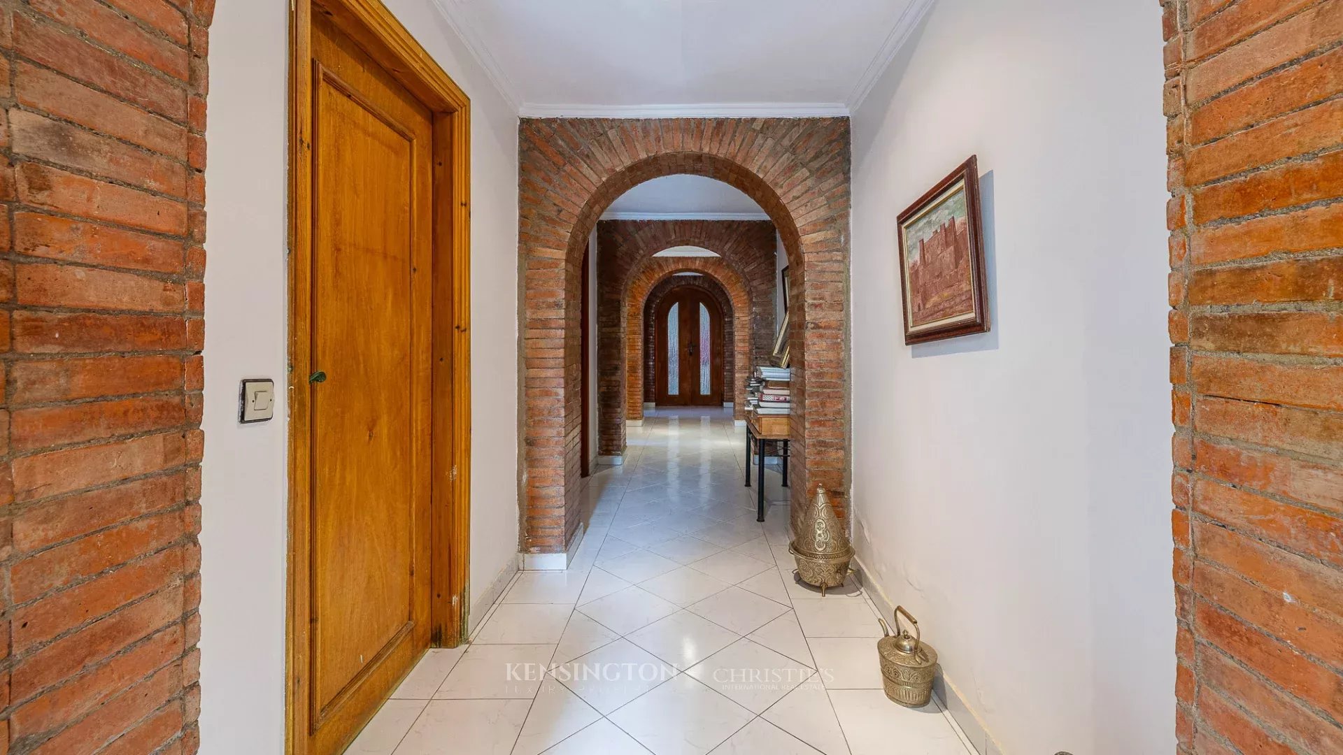 9 Bedroom Villa/Townhouse's Image 24