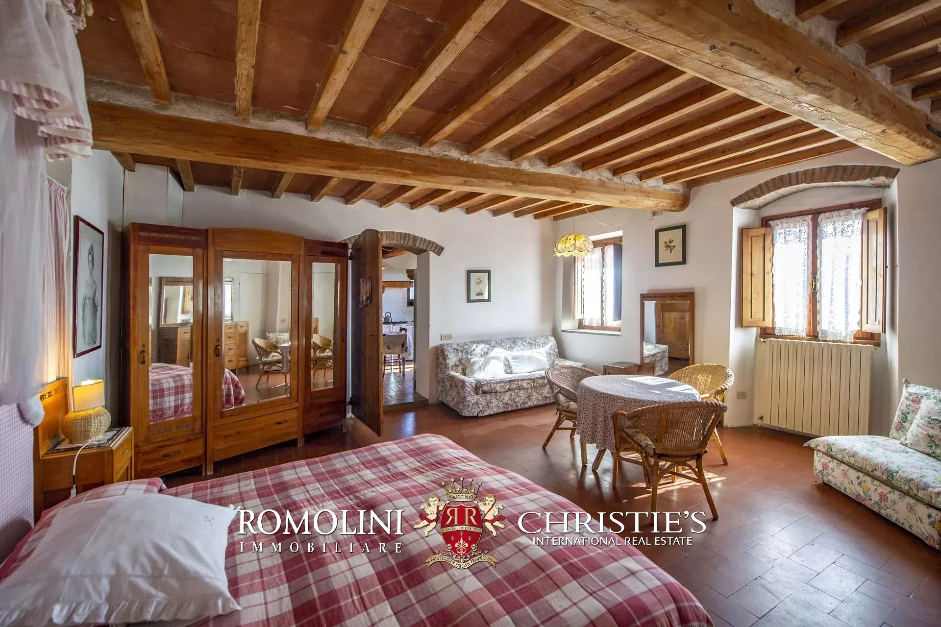 11 Bedroom Villa/Townhouse's Image 34