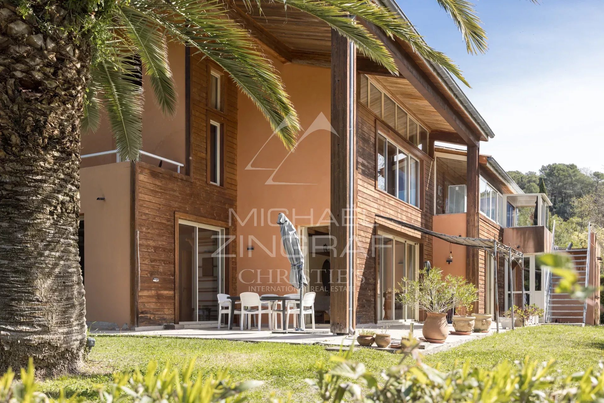 4 Bedroom Villa/Townhouse's Image 6