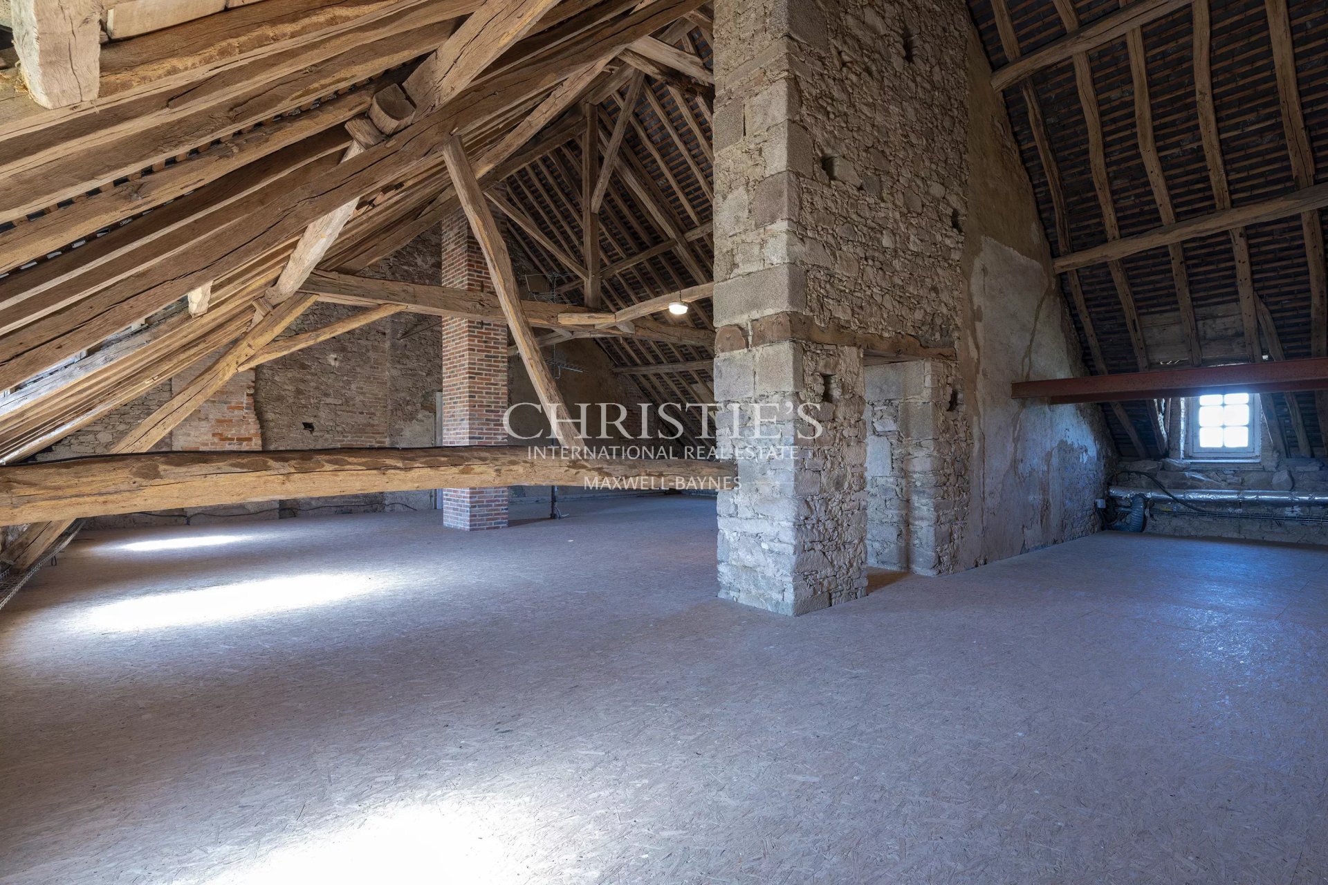 12 Bedroom Chateau's Image 17