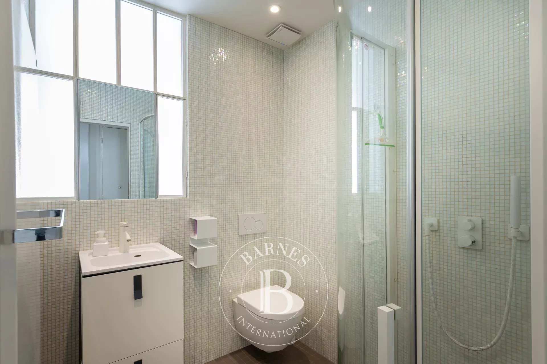 Daire Paris 18ème - picture 11