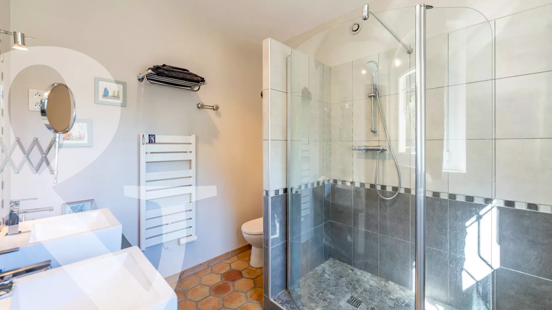 BELLE PROPRIETE EN CAMPAGNE