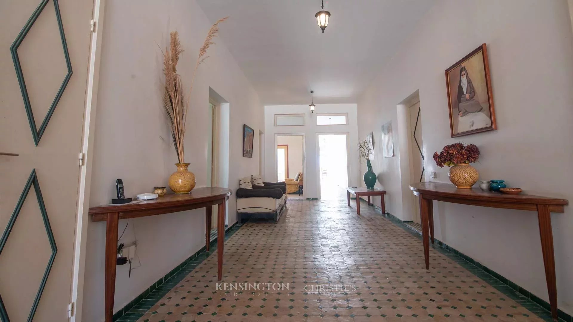 9 Bedroom Villa/Townhouse's Image 38