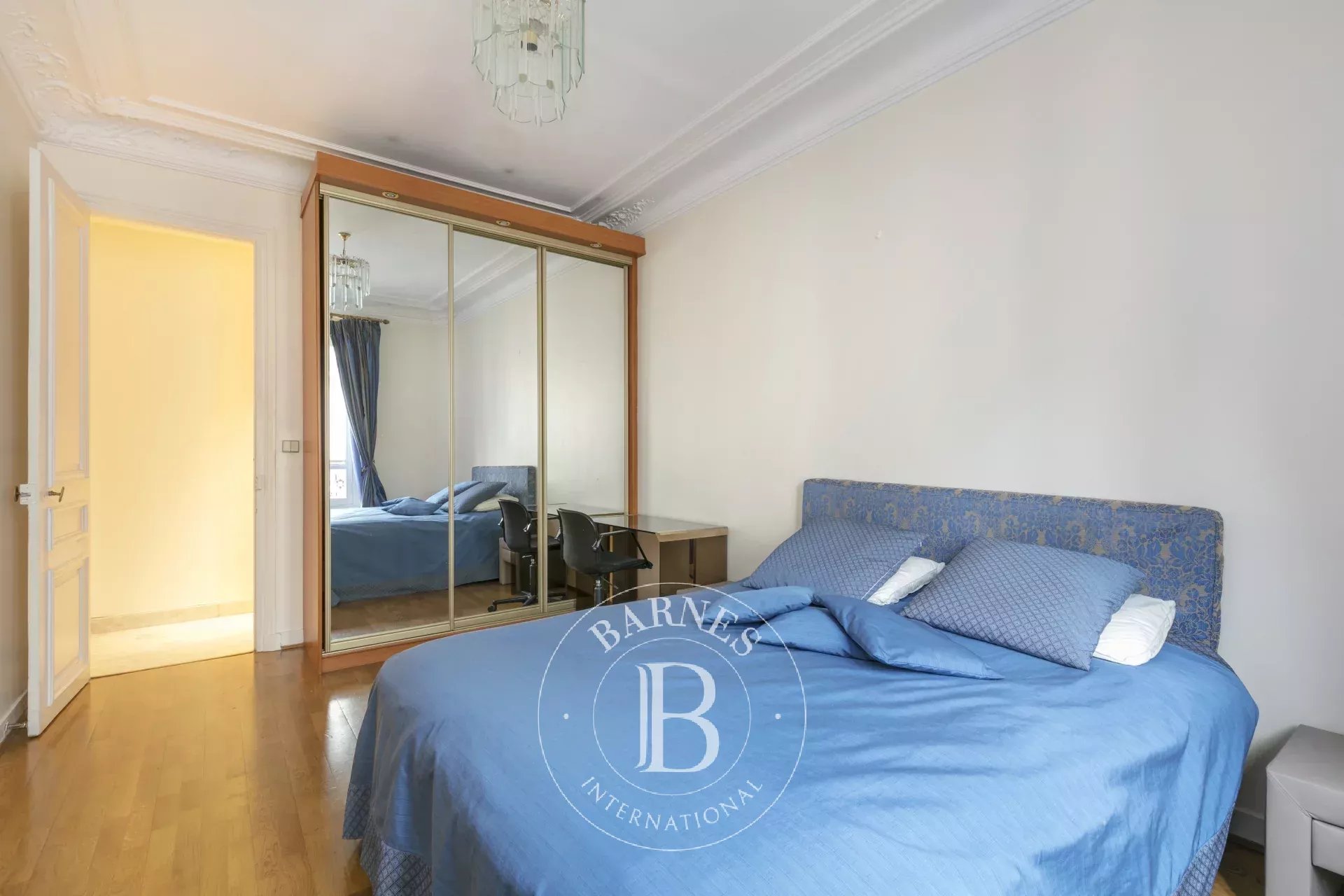 Daire Paris 8ème - picture 18