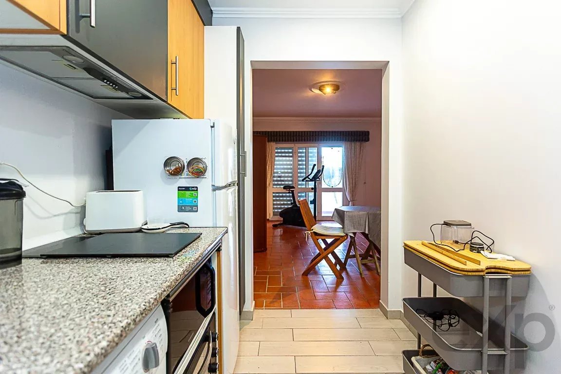 Three-bedroom house with potential for rental income – Gambelas, Montenegro 86834316 image 12