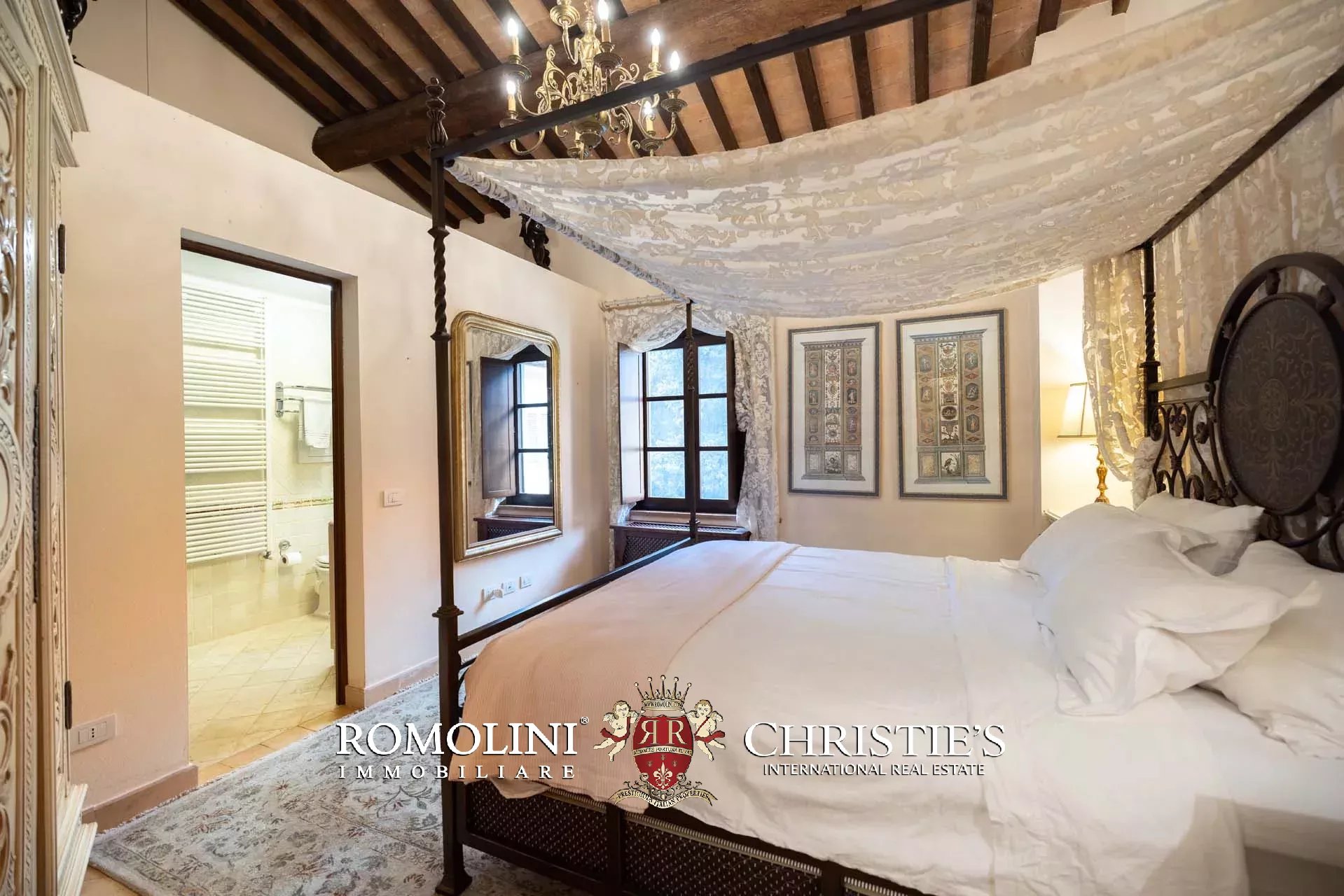 37 Bedroom Villa/Townhouse's Image 199