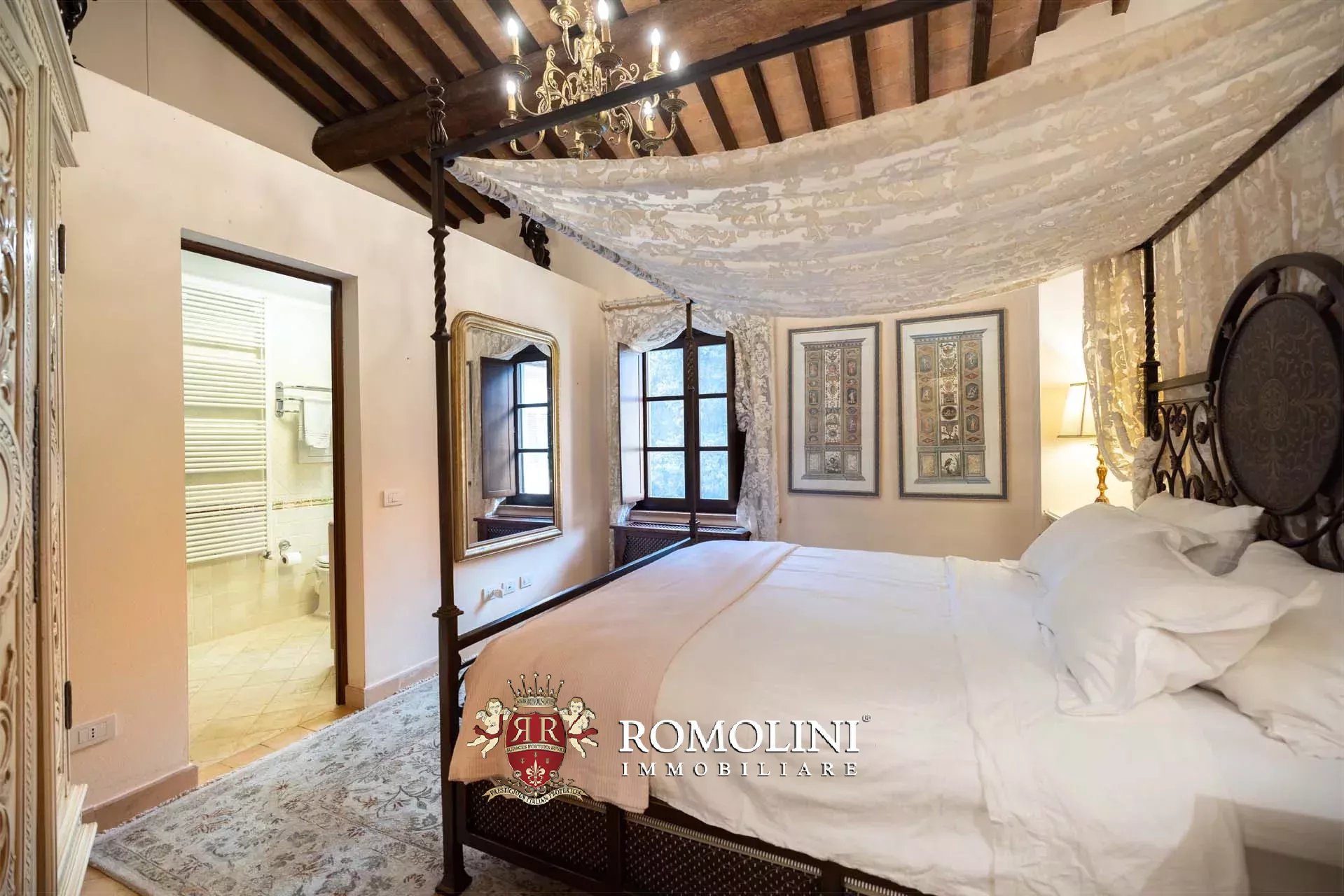 37 Bedroom Villa/Townhouse's Image 199