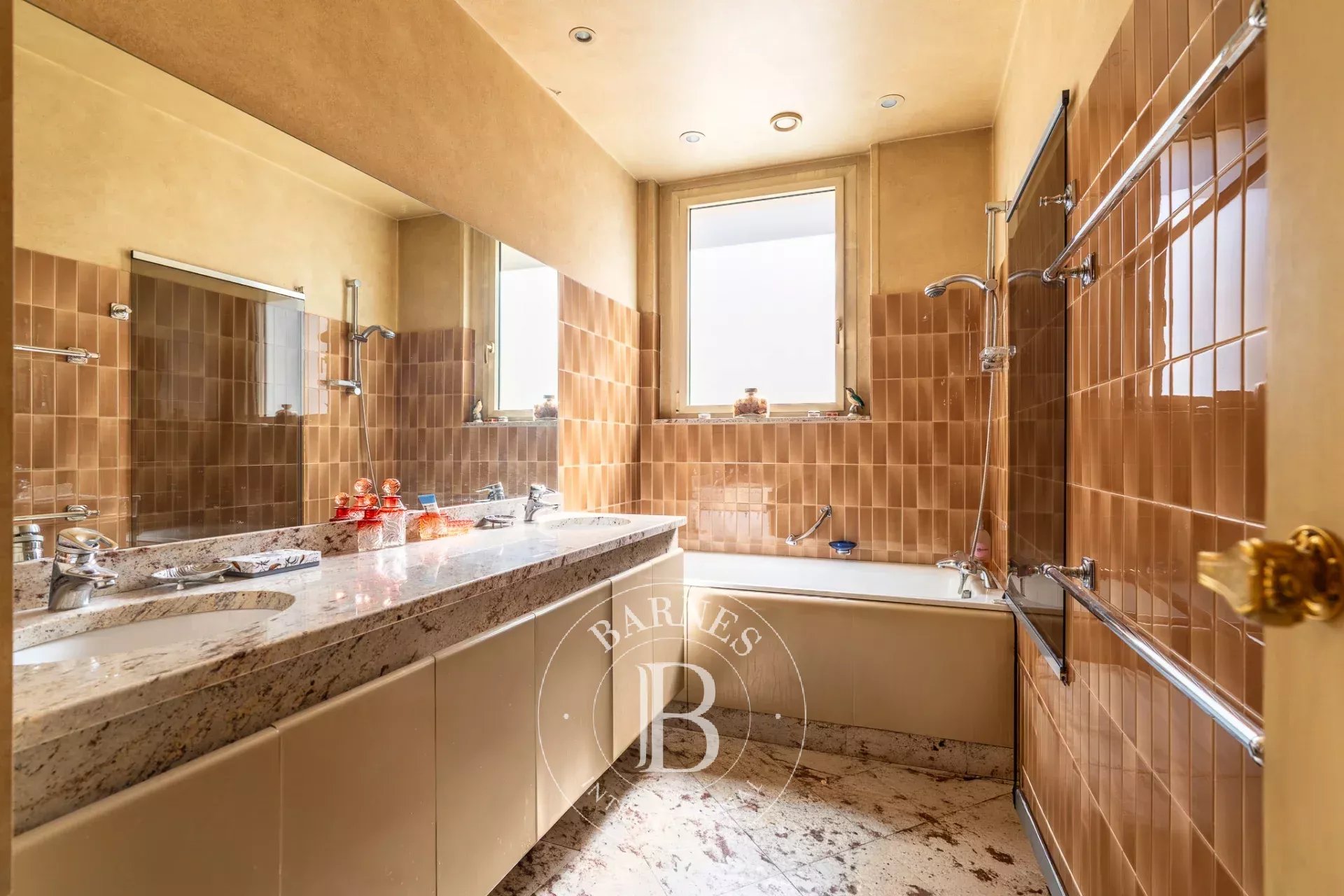 Paris  - Apartment 3 Bedrooms - picture 11