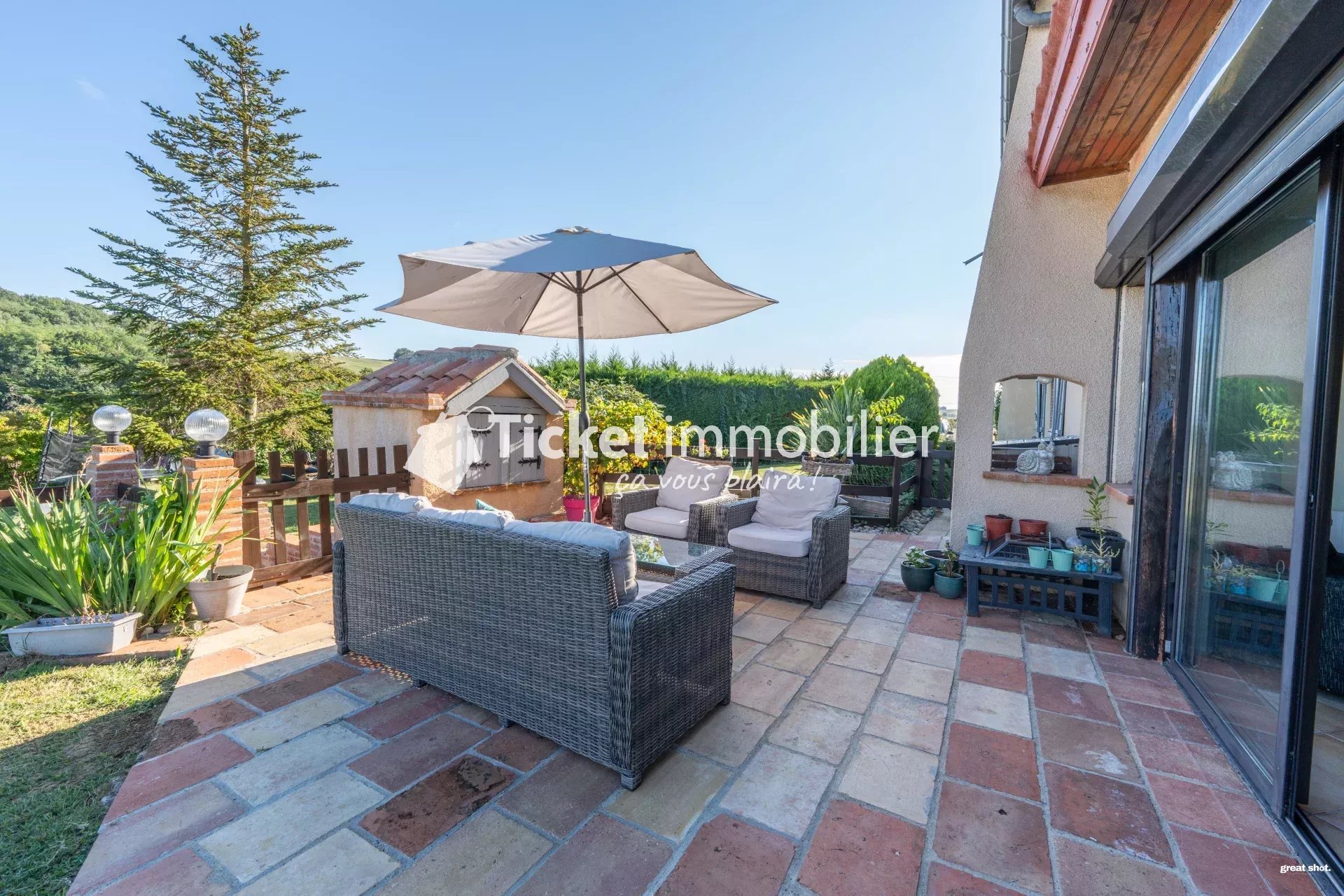 THIL - Maison T5 de 226m2 avec piscine, terrain de 9000m2 et dépendance à rénover — photo 13