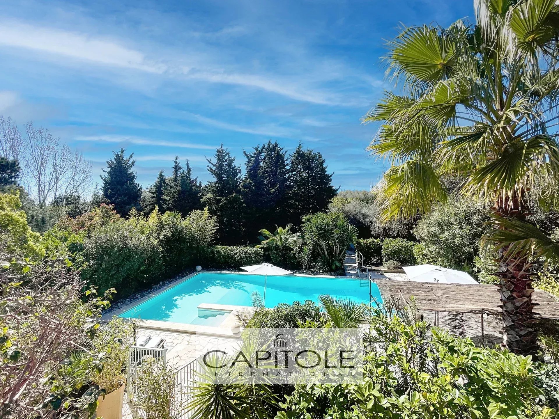 Agence immobilière de 