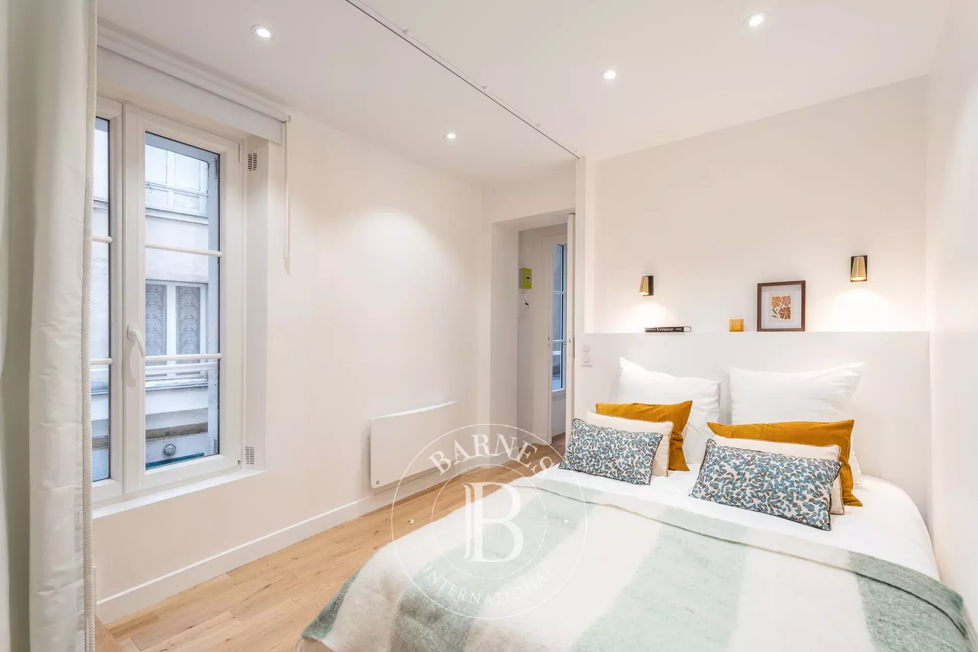 Daire Paris 3ème - picture 5